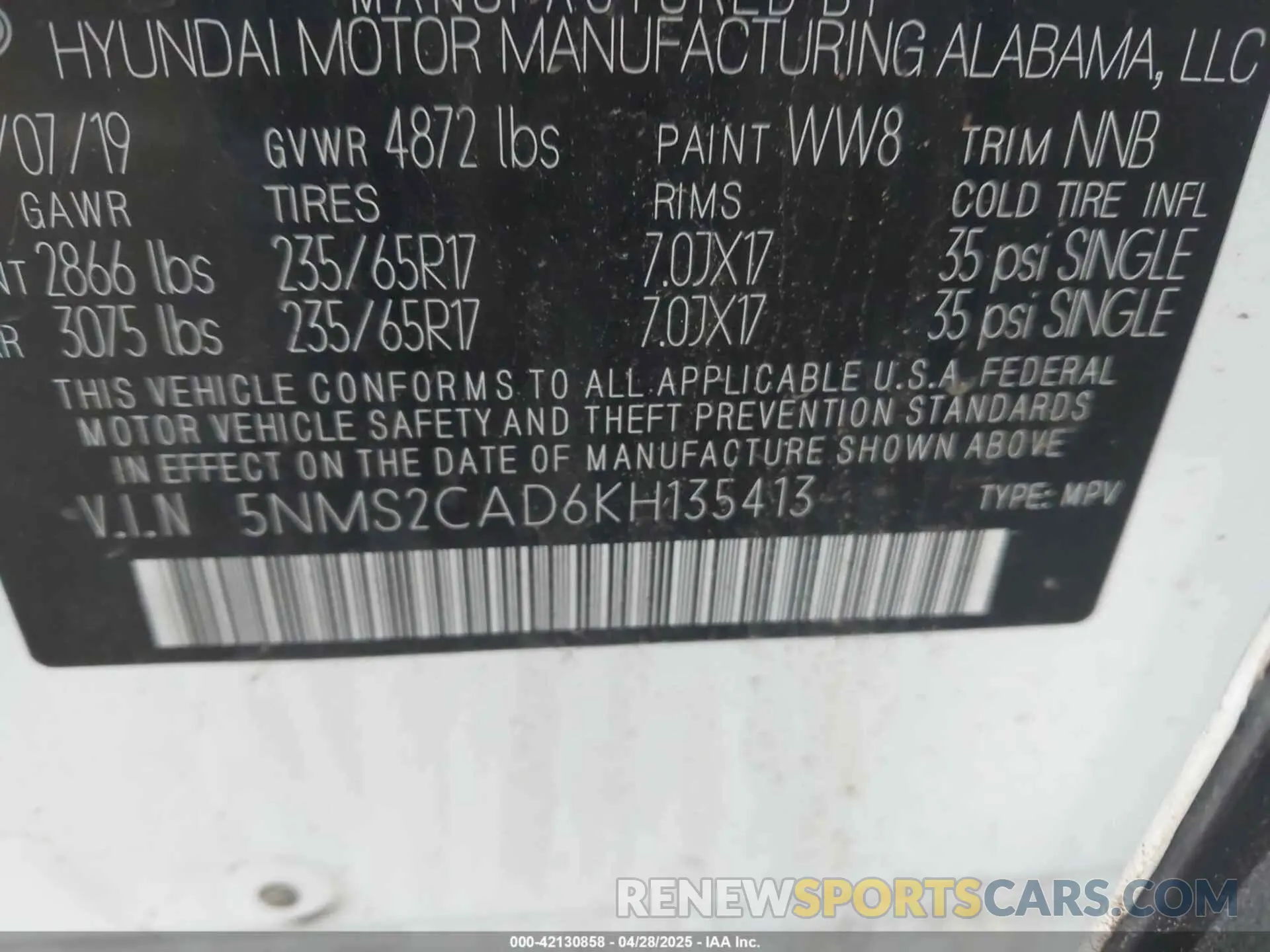 9 Photograph of a damaged car 5NMS2CAD6KH135413 HYUNDAI SANTA FE 2019