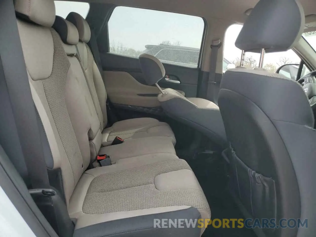 11 Photograph of a damaged car 5NMS2CAD7KH097514 HYUNDAI SANTA FE 2019