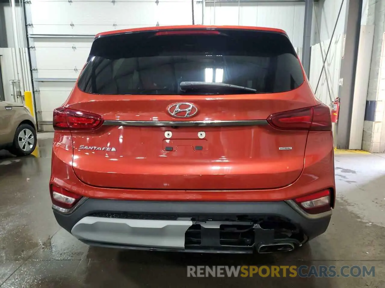6 Photograph of a damaged car 5NMS2CAD8KH055076 HYUNDAI SANTA FE 2019