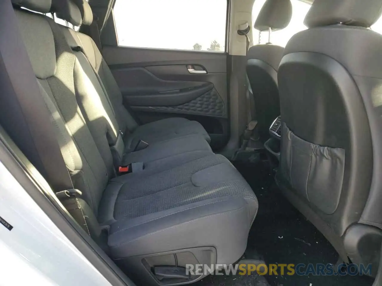 11 Photograph of a damaged car 5NMS2CAD8KH083878 HYUNDAI SANTA FE 2019