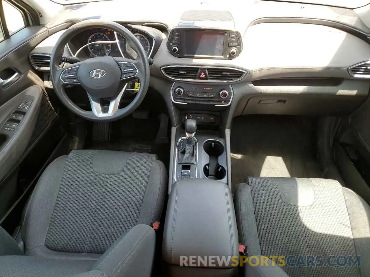 8 Photograph of a damaged car 5NMS2CAD8KH102705 HYUNDAI SANTA FE 2019