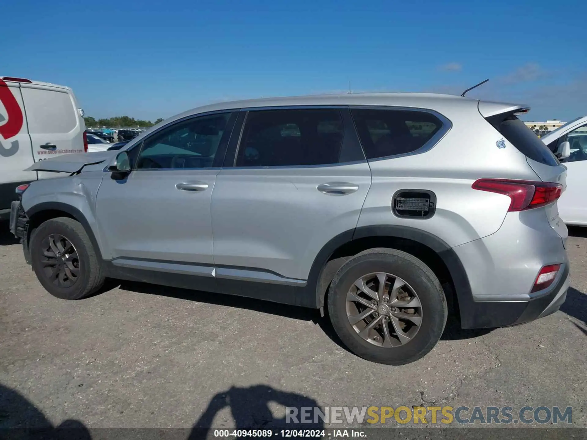 15 Photograph of a damaged car 5NMS2CAD8KH109122 HYUNDAI SANTA FE 2019