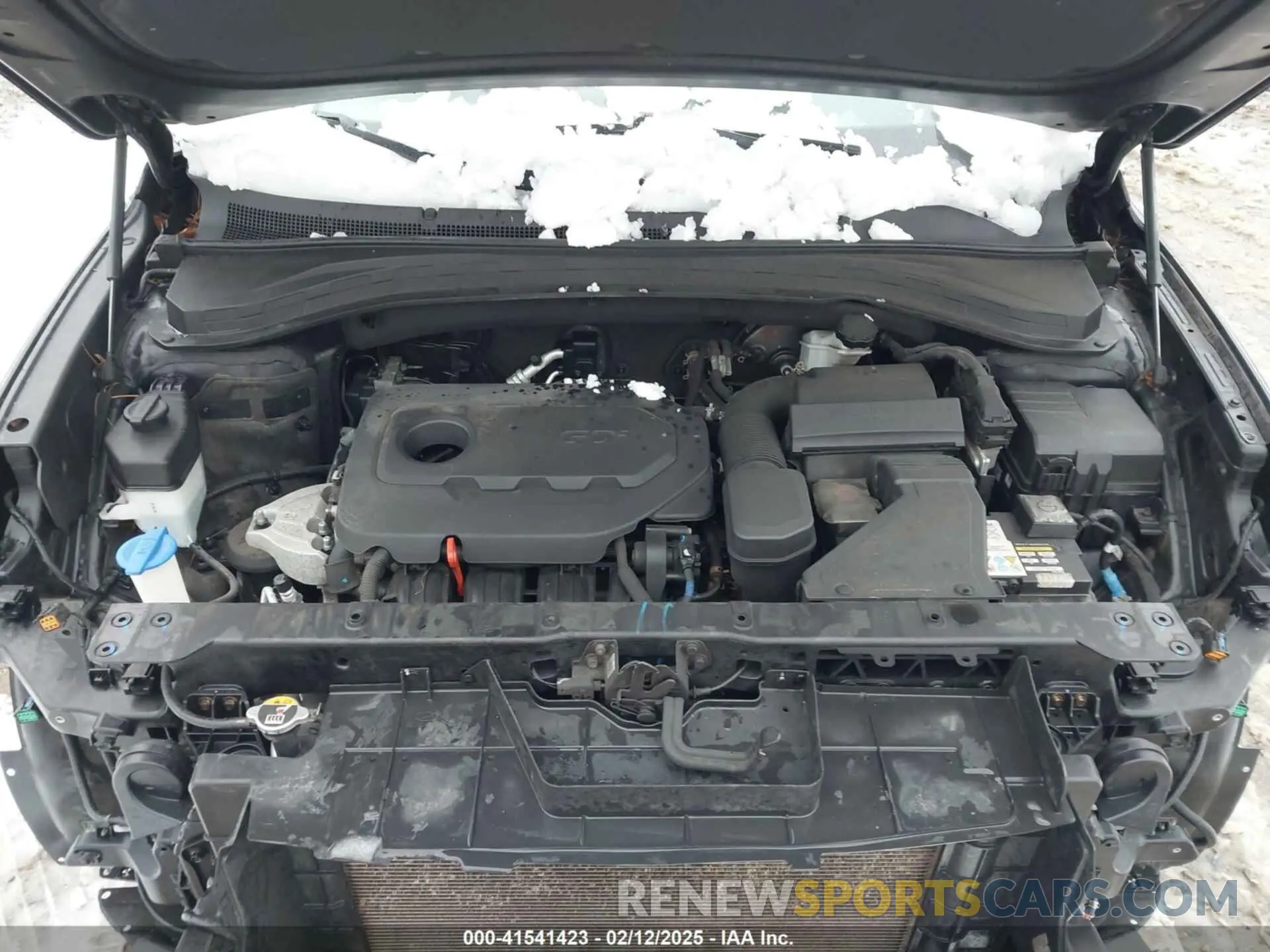 10 Photograph of a damaged car 5NMS2CAD9KH003200 HYUNDAI SANTA FE 2019