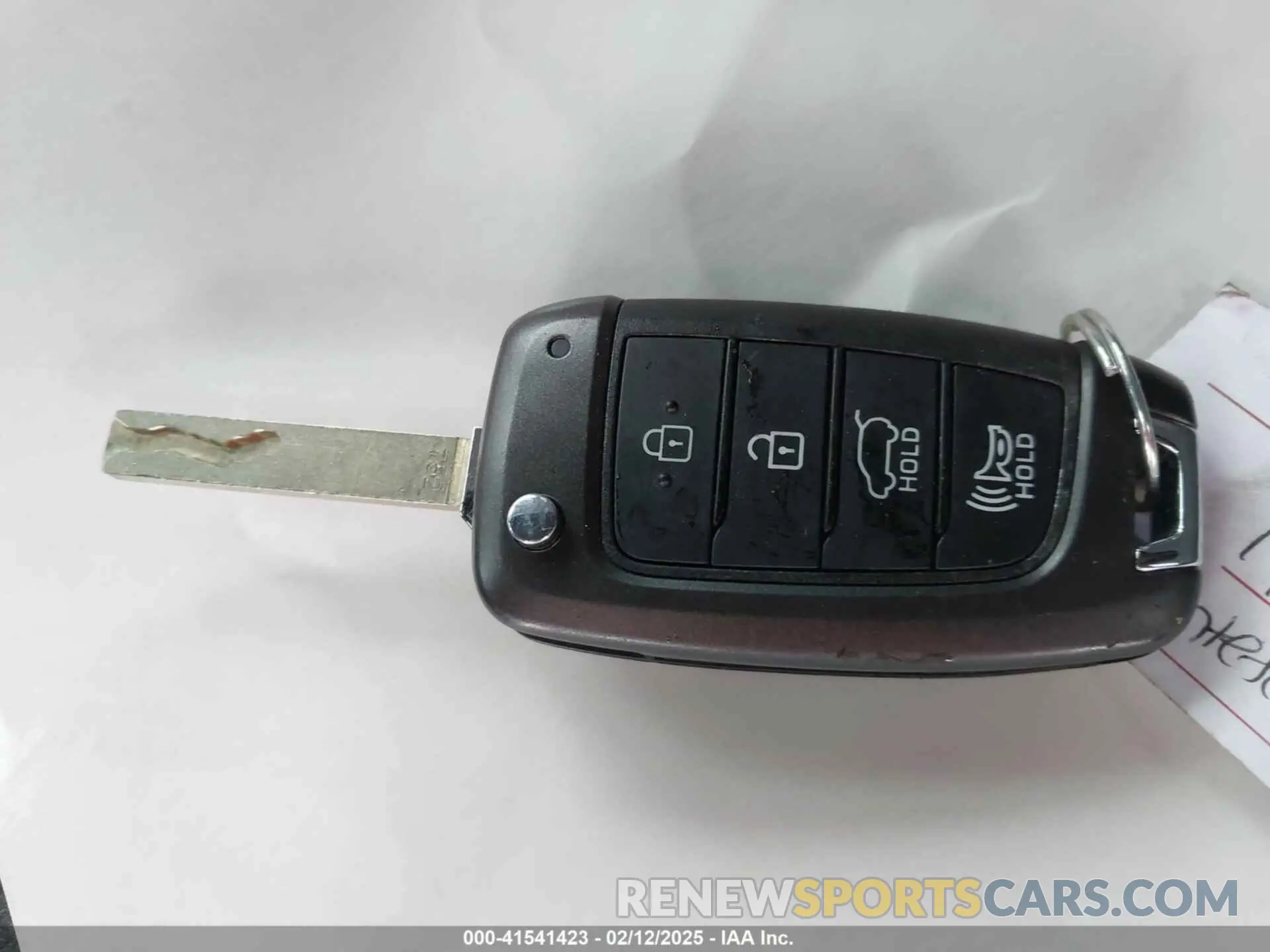 11 Photograph of a damaged car 5NMS2CAD9KH003200 HYUNDAI SANTA FE 2019