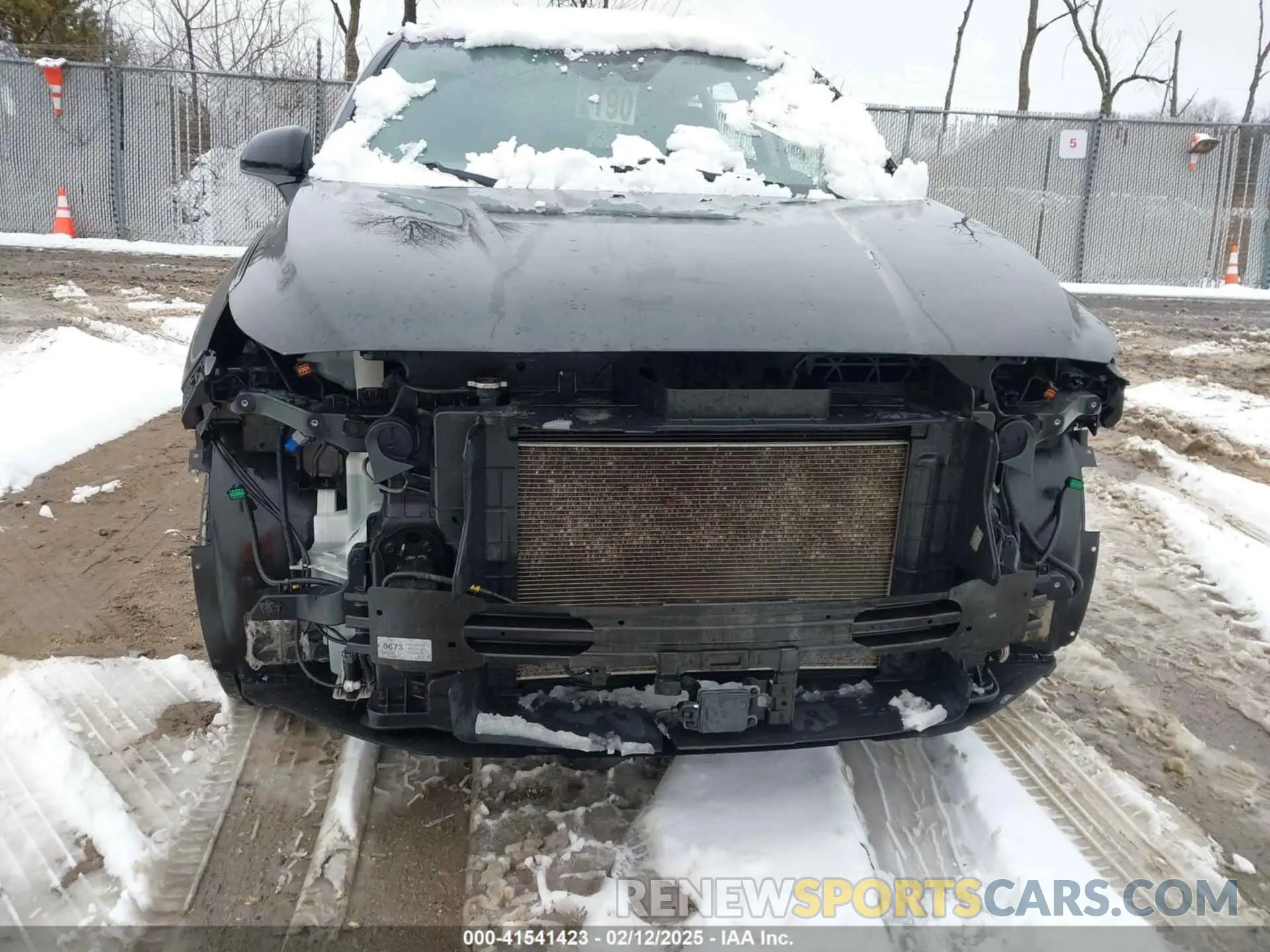 6 Photograph of a damaged car 5NMS2CAD9KH003200 HYUNDAI SANTA FE 2019