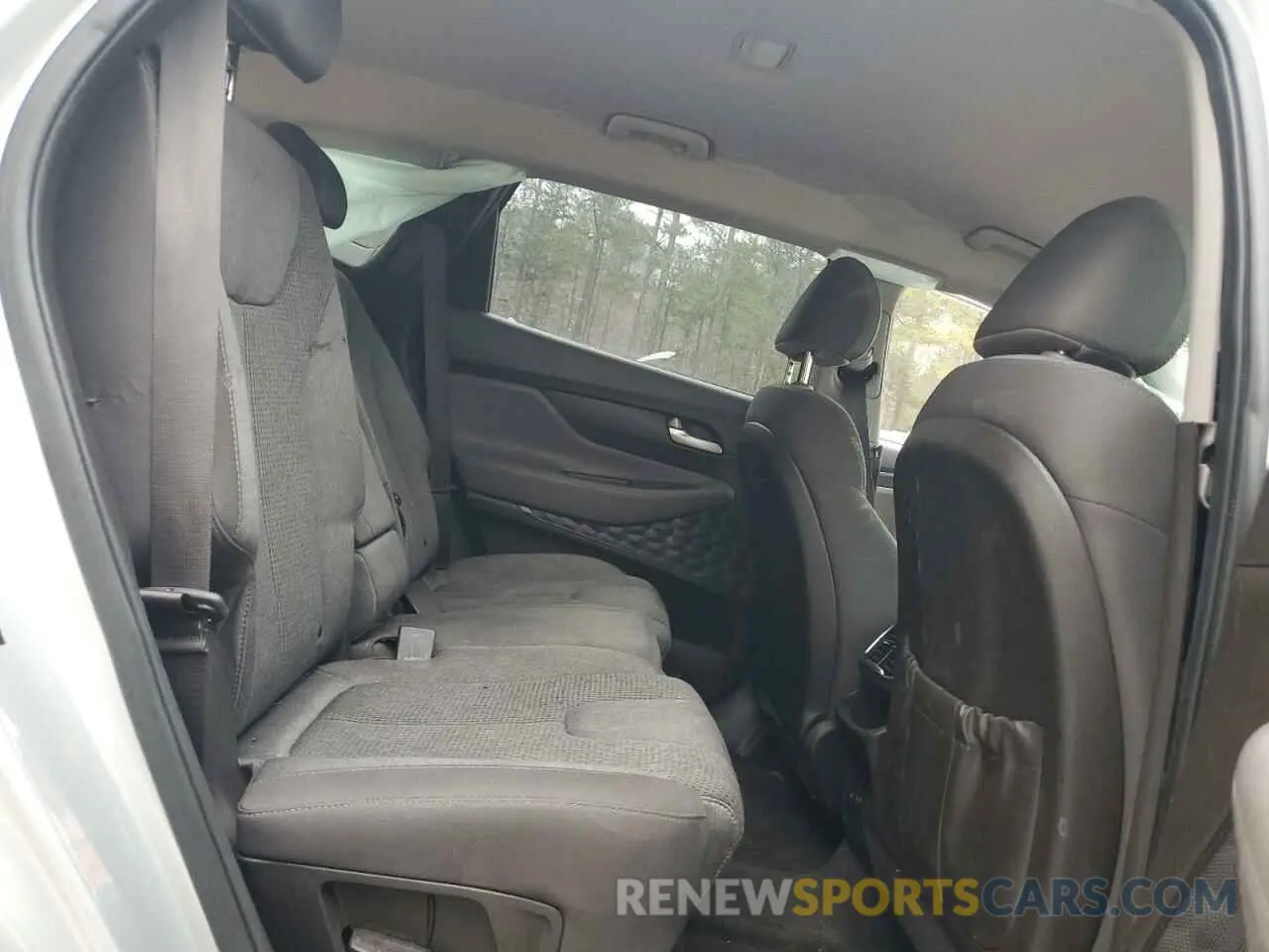 12 Photograph of a damaged car 5NMS2CAD9KH112871 HYUNDAI SANTA FE 2019