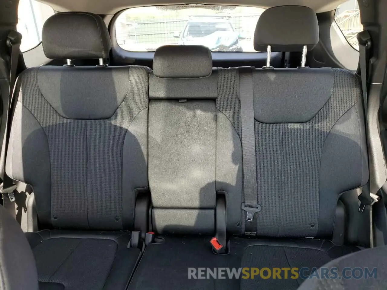 10 Photograph of a damaged car 5NMS2CAD9KH119190 HYUNDAI SANTA FE 2019
