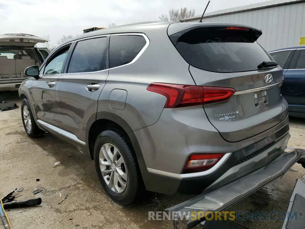 2 Photograph of a damaged car 5NMS2CAD9KH131243 HYUNDAI SANTA FE 2019