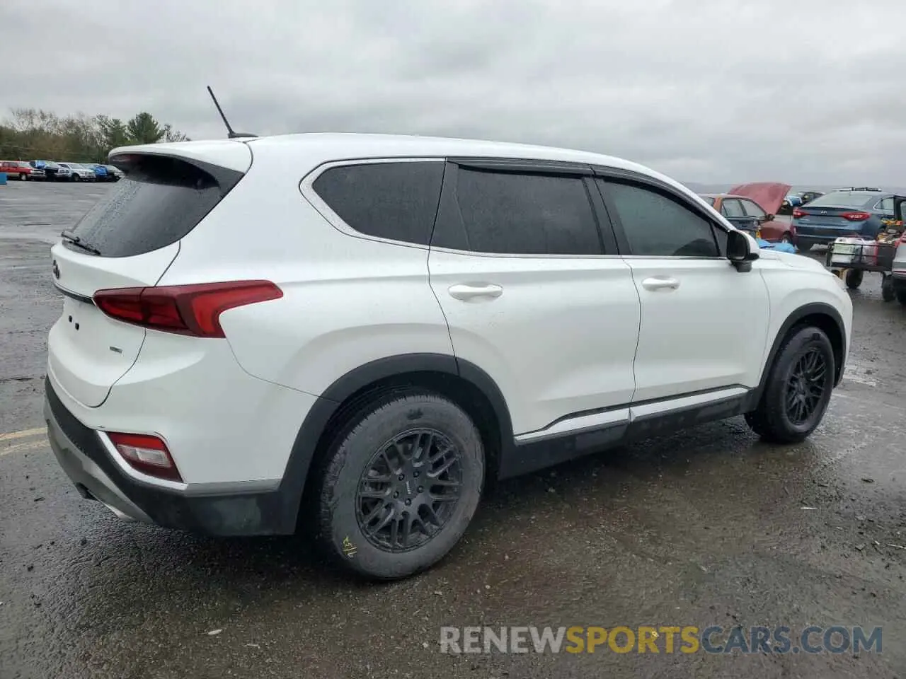 3 Photograph of a damaged car 5NMS2CADXKH003674 HYUNDAI SANTA FE 2019
