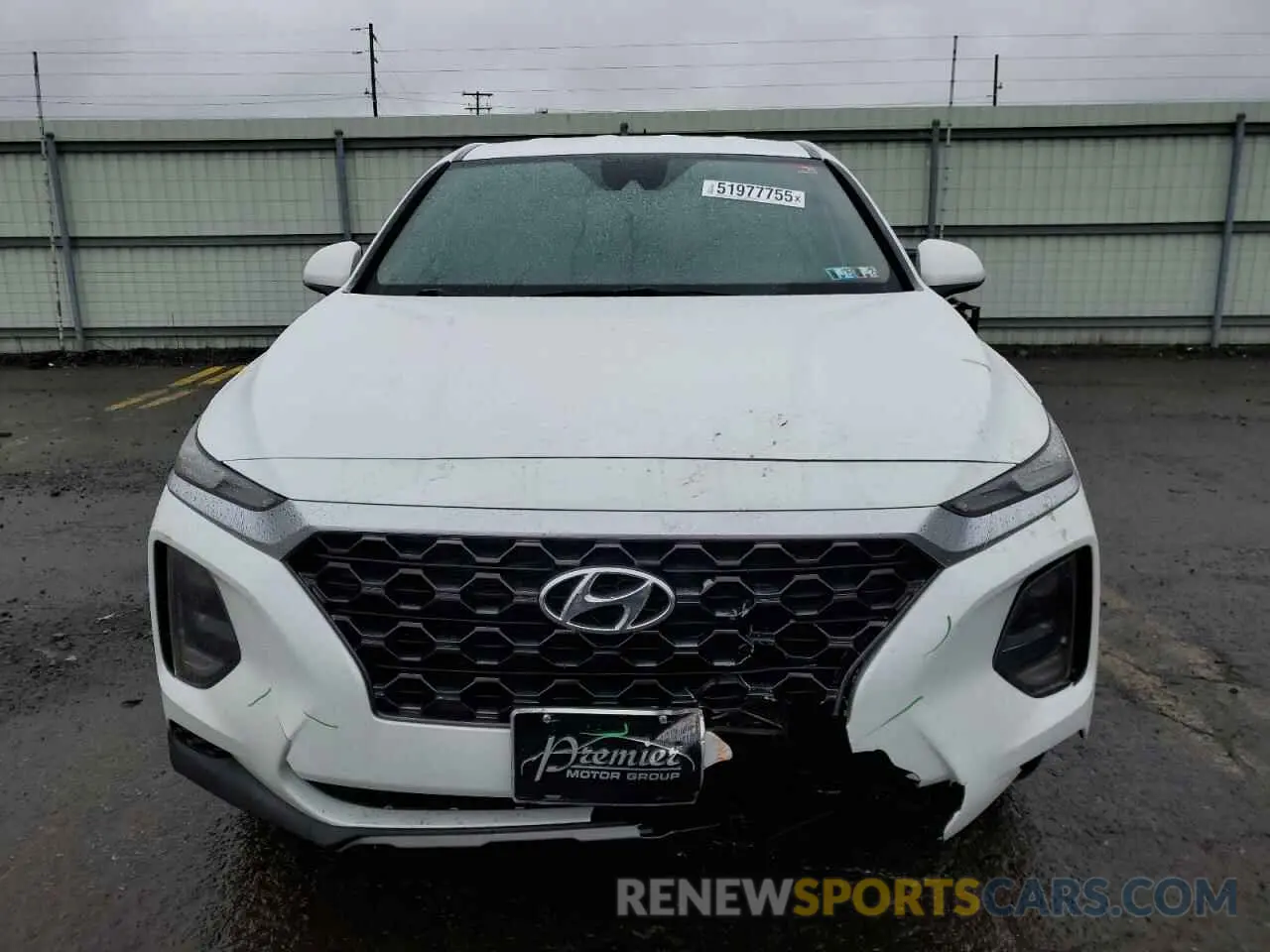 5 Photograph of a damaged car 5NMS2CADXKH003674 HYUNDAI SANTA FE 2019