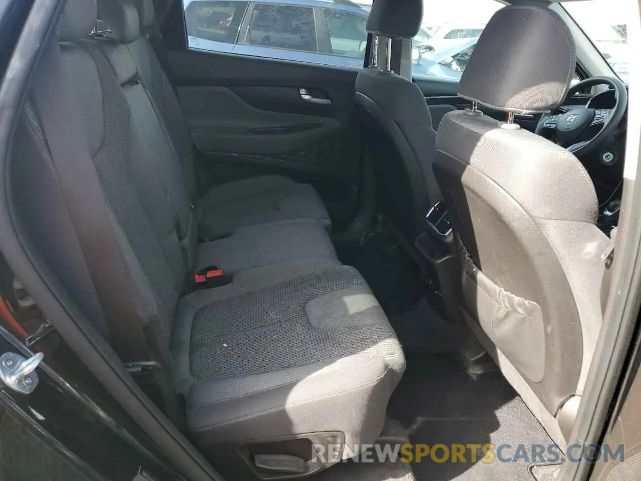 10 Photograph of a damaged car 5NMS2CADXKH036349 HYUNDAI SANTA FE 2019