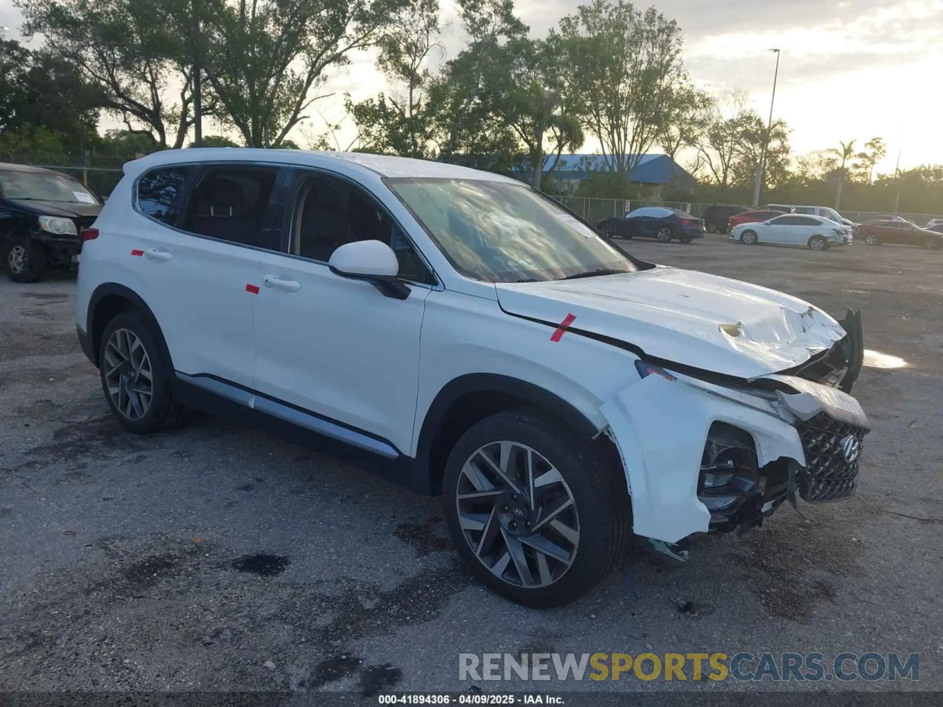 1 Photograph of a damaged car 5NMS33AD0KH006550 HYUNDAI SANTA FE 2019