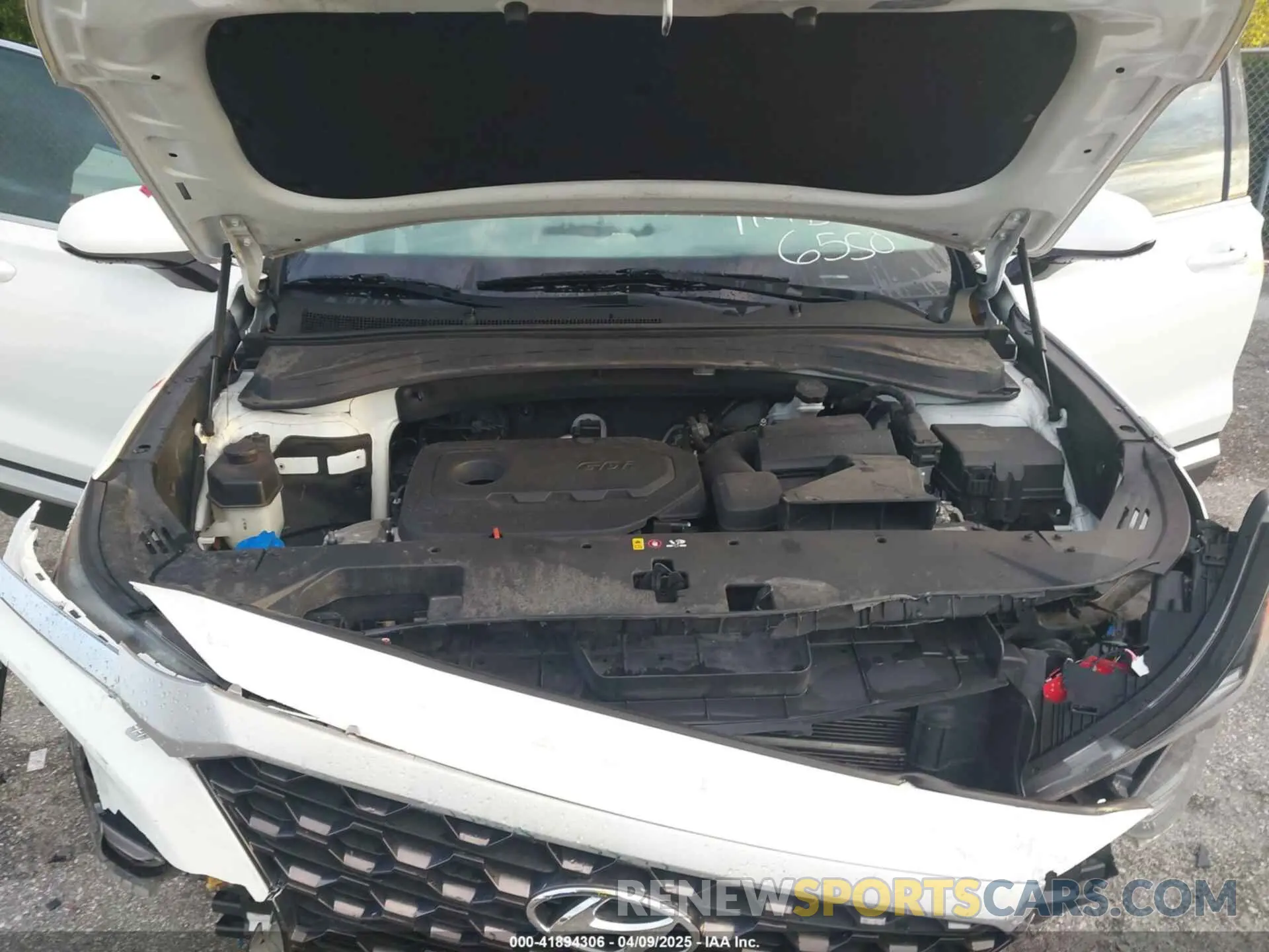 10 Photograph of a damaged car 5NMS33AD0KH006550 HYUNDAI SANTA FE 2019