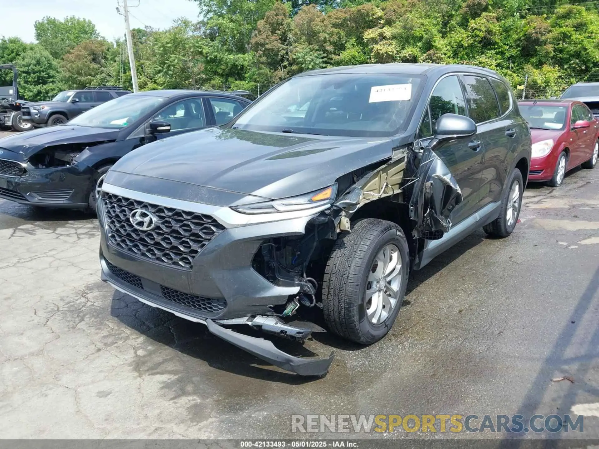 2 Photograph of a damaged car 5NMS33AD0KH134674 HYUNDAI SANTA FE 2019