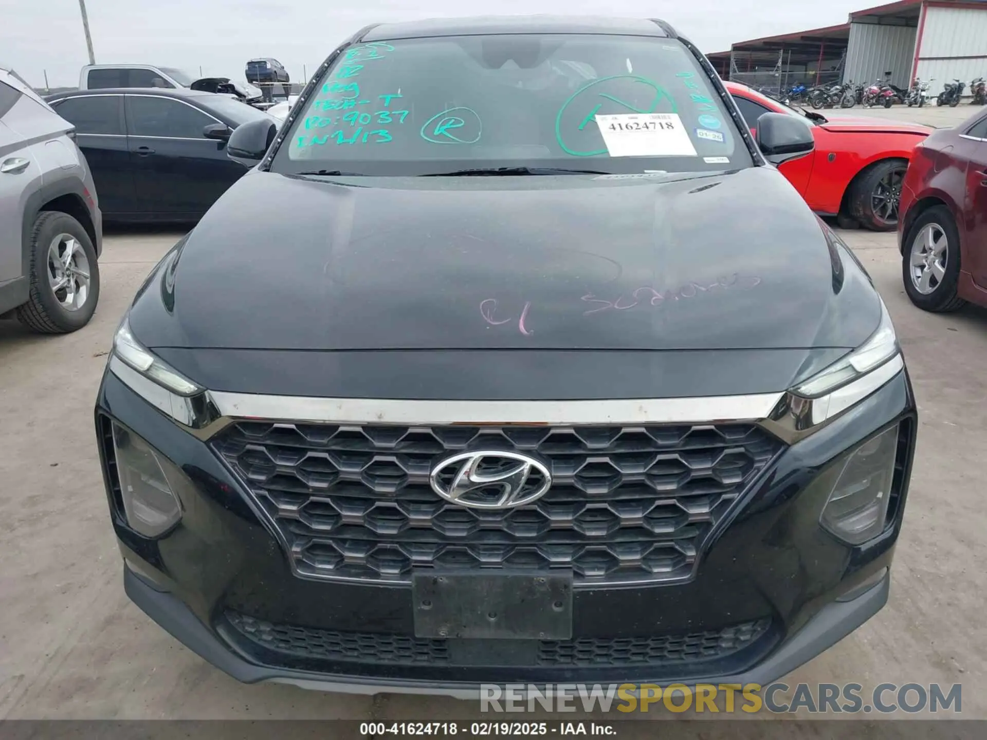 13 Photograph of a damaged car 5NMS33AD2KH068726 HYUNDAI SANTA FE 2019