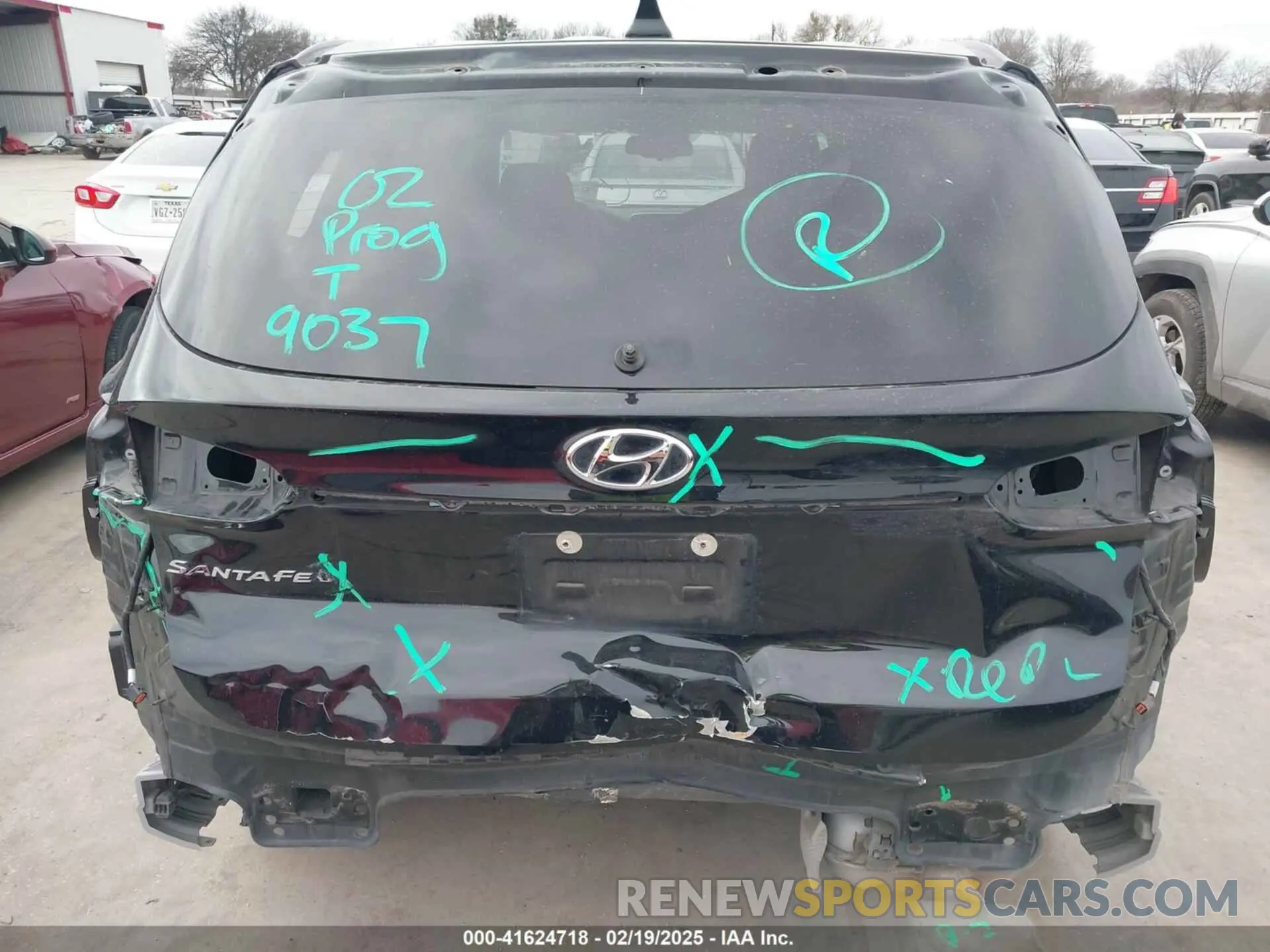 6 Photograph of a damaged car 5NMS33AD2KH068726 HYUNDAI SANTA FE 2019