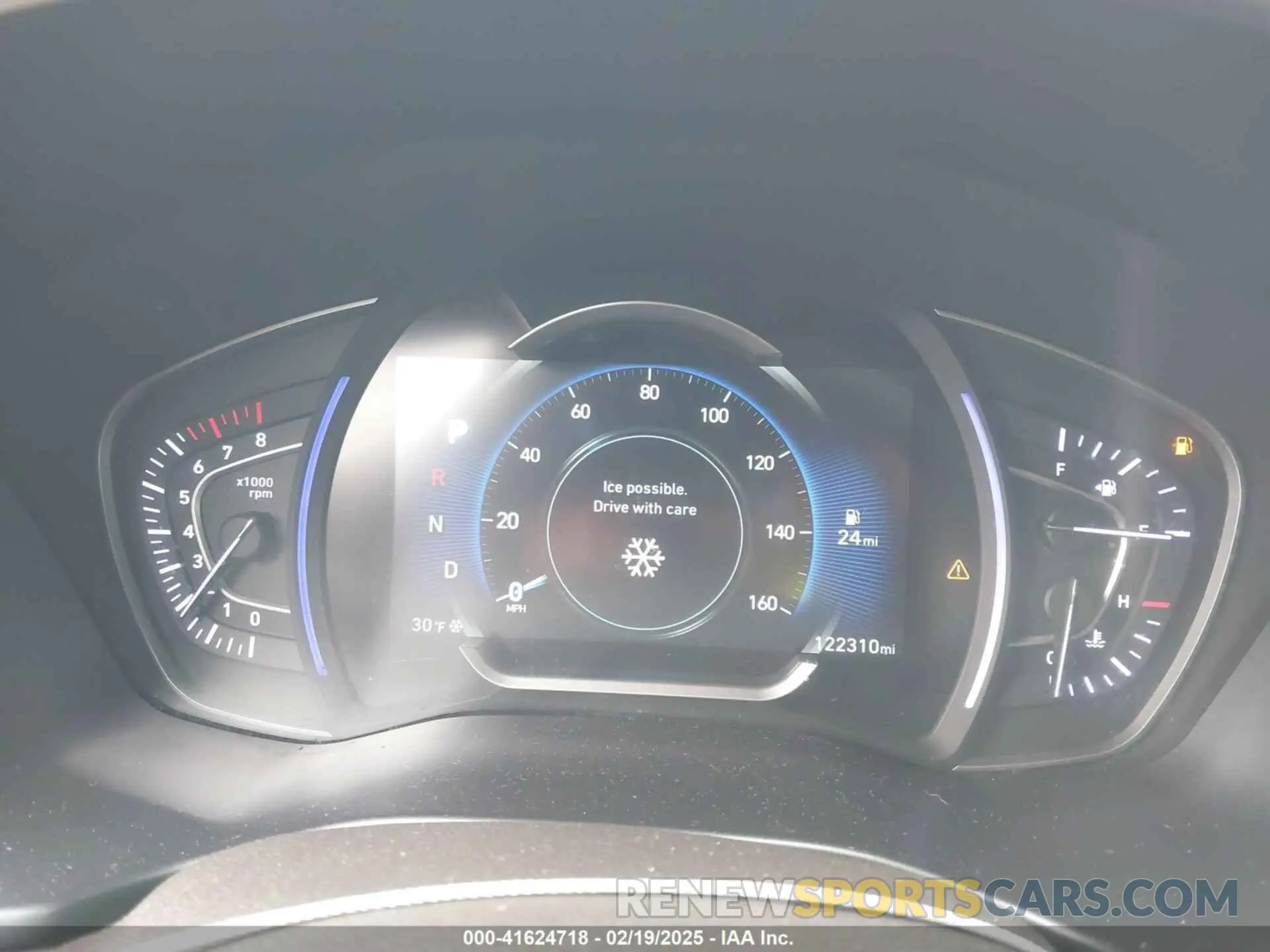 7 Photograph of a damaged car 5NMS33AD2KH068726 HYUNDAI SANTA FE 2019