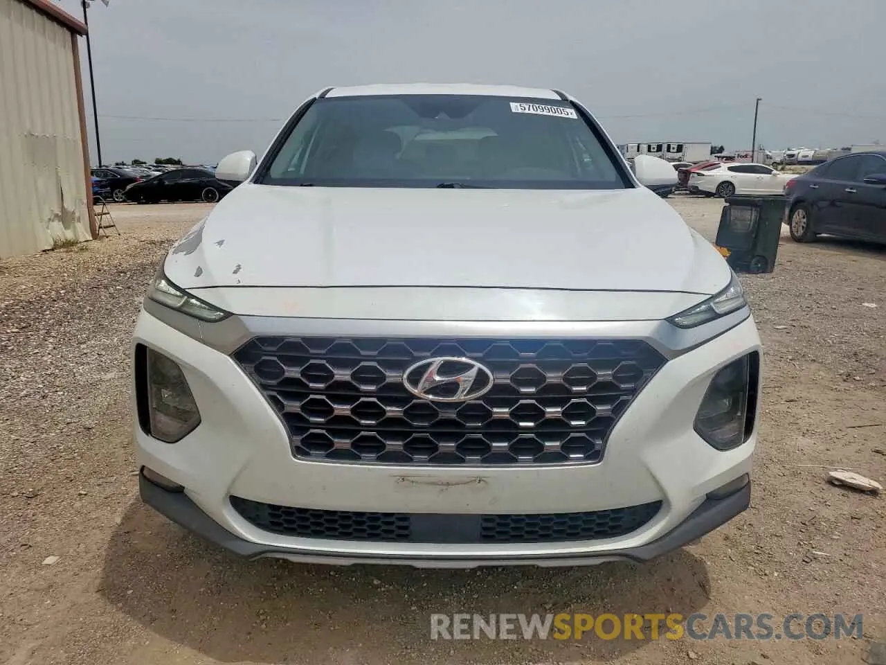 5 Photograph of a damaged car 5NMS33AD2KH096638 HYUNDAI SANTA FE 2019