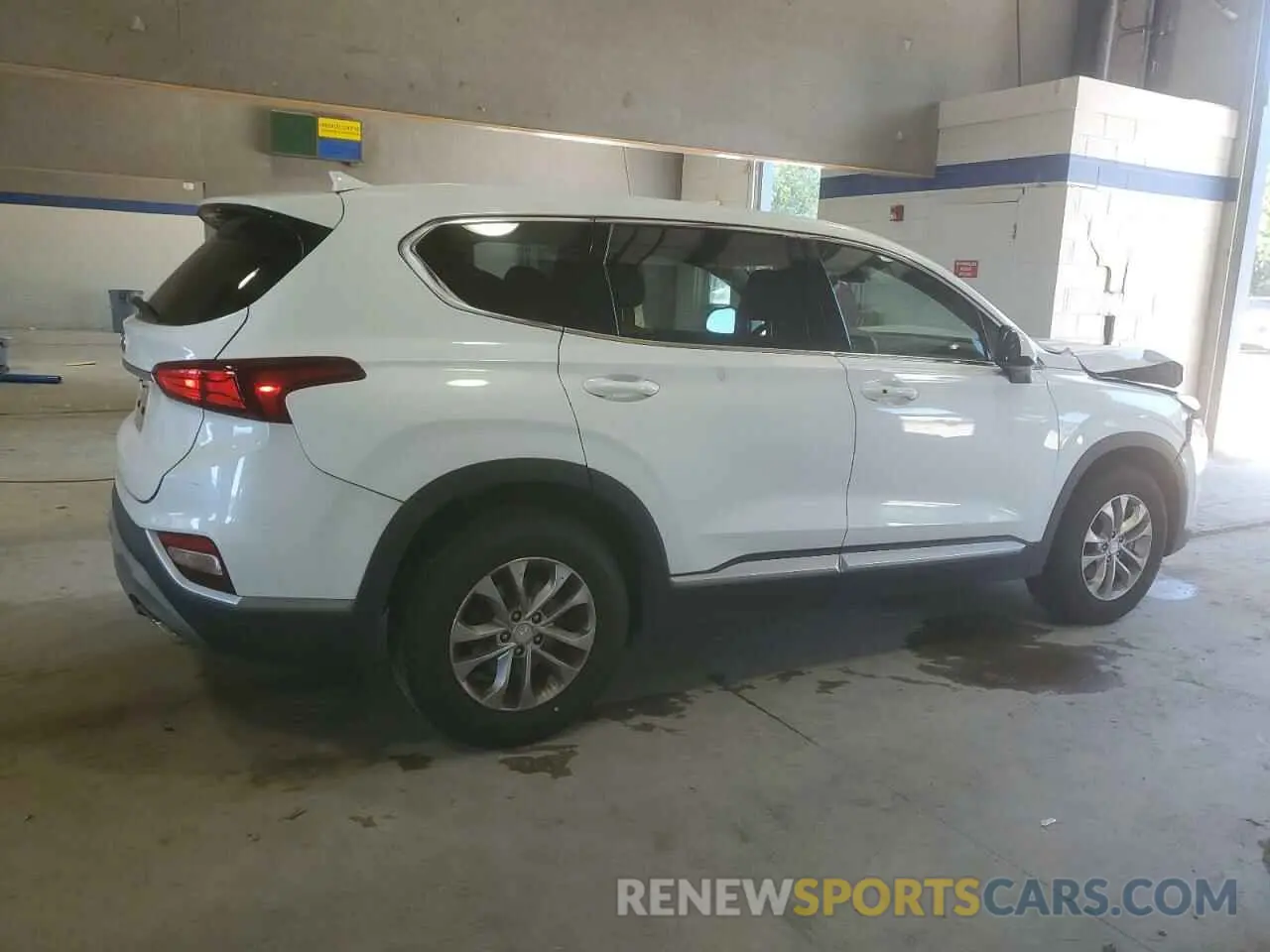 3 Photograph of a damaged car 5NMS33AD3KH004579 HYUNDAI SANTA FE 2019