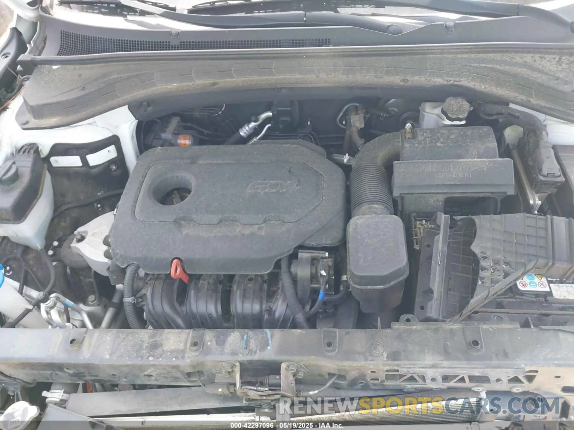 10 Photograph of a damaged car 5NMS33AD3KH035346 HYUNDAI SANTA FE 2019