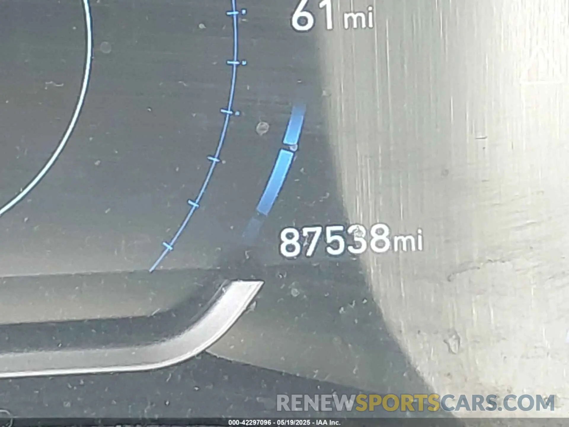 16 Photograph of a damaged car 5NMS33AD3KH035346 HYUNDAI SANTA FE 2019