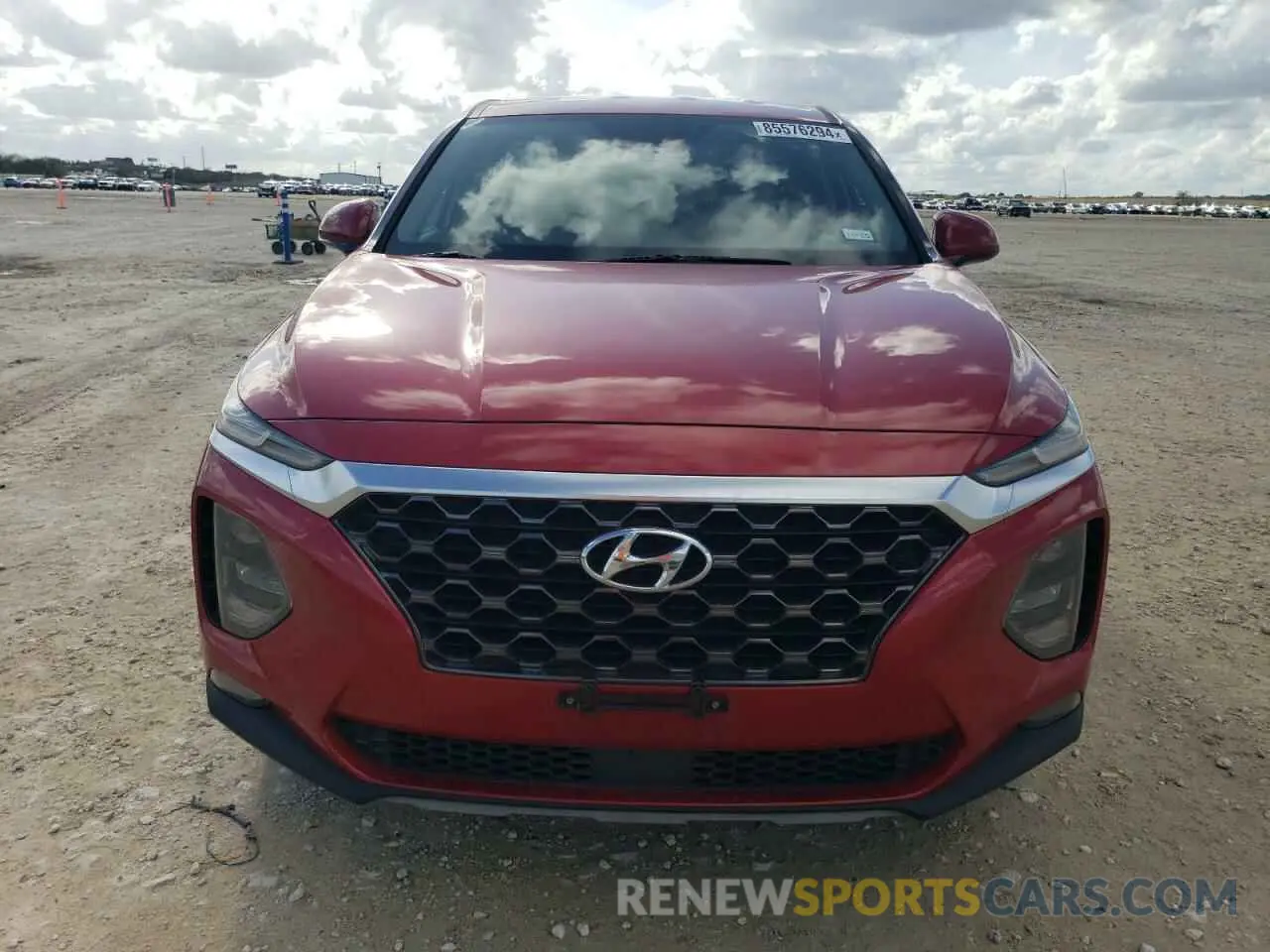 5 Photograph of a damaged car 5NMS33AD4KH005367 HYUNDAI SANTA FE 2019