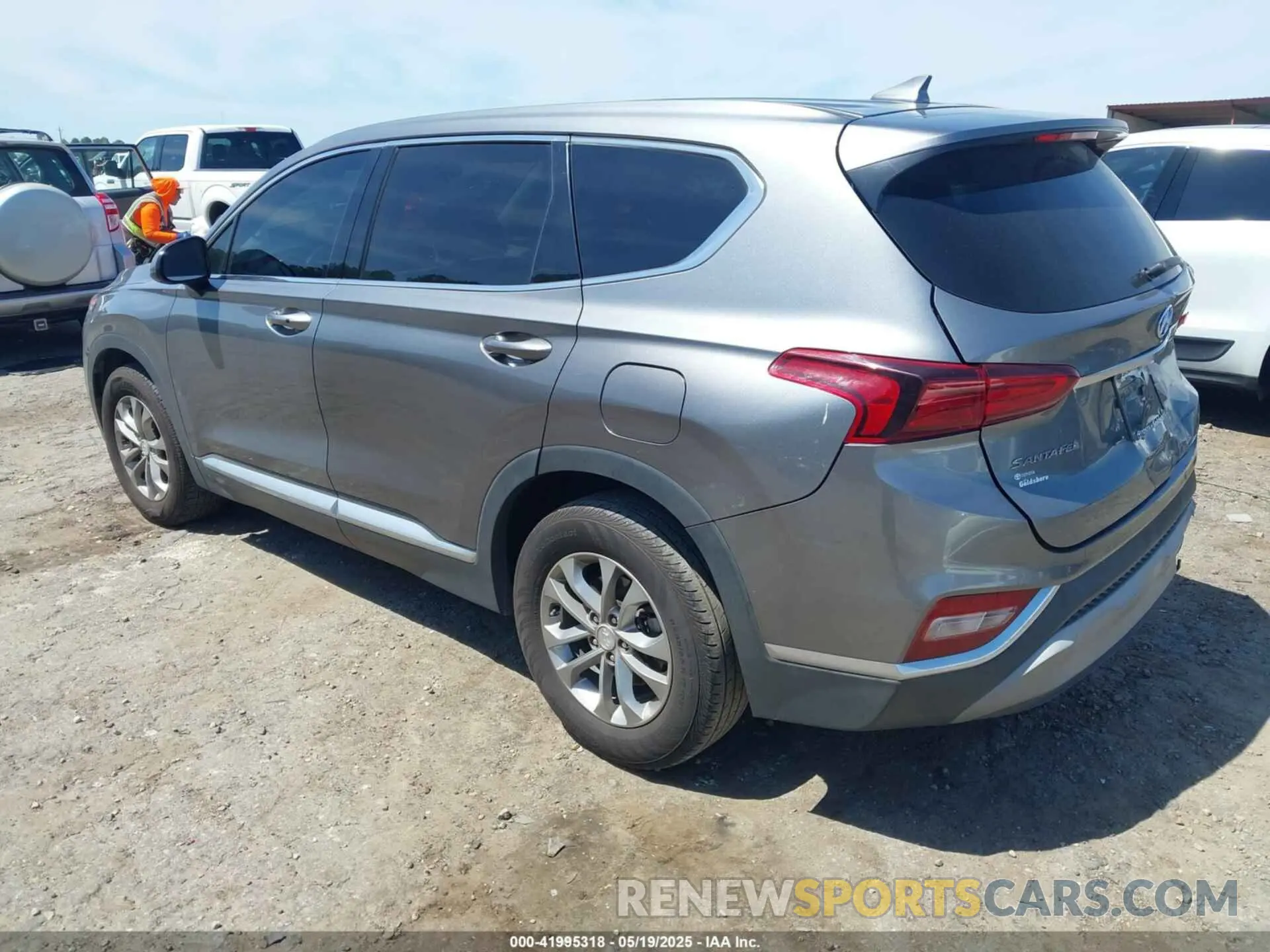3 Photograph of a damaged car 5NMS33AD5KH048440 HYUNDAI SANTA FE 2019