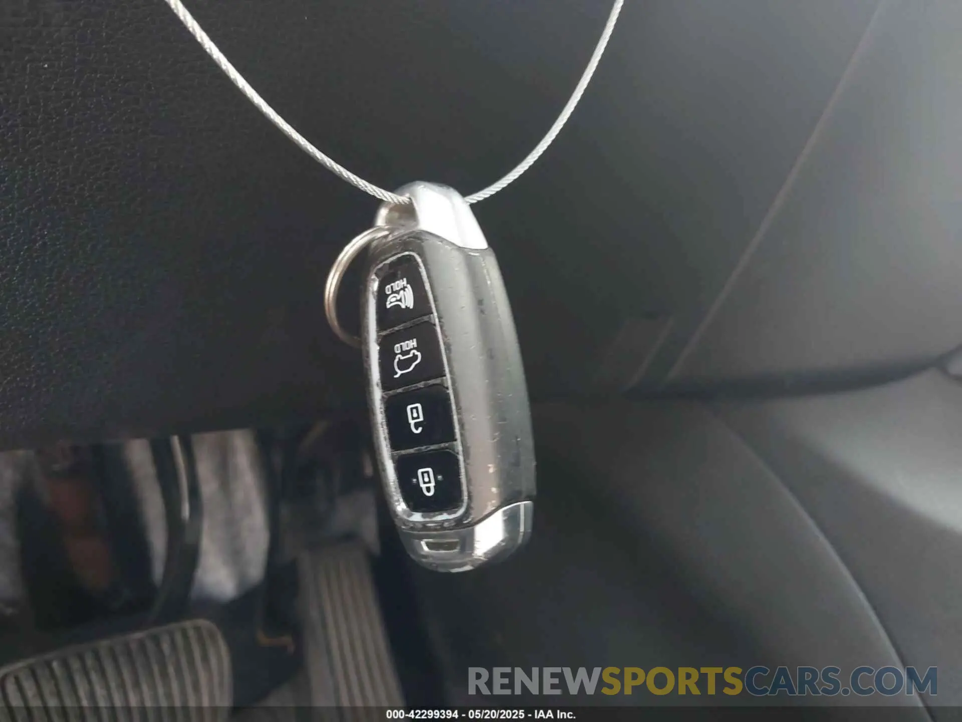 11 Photograph of a damaged car 5NMS33AD6KH067885 HYUNDAI SANTA FE 2019