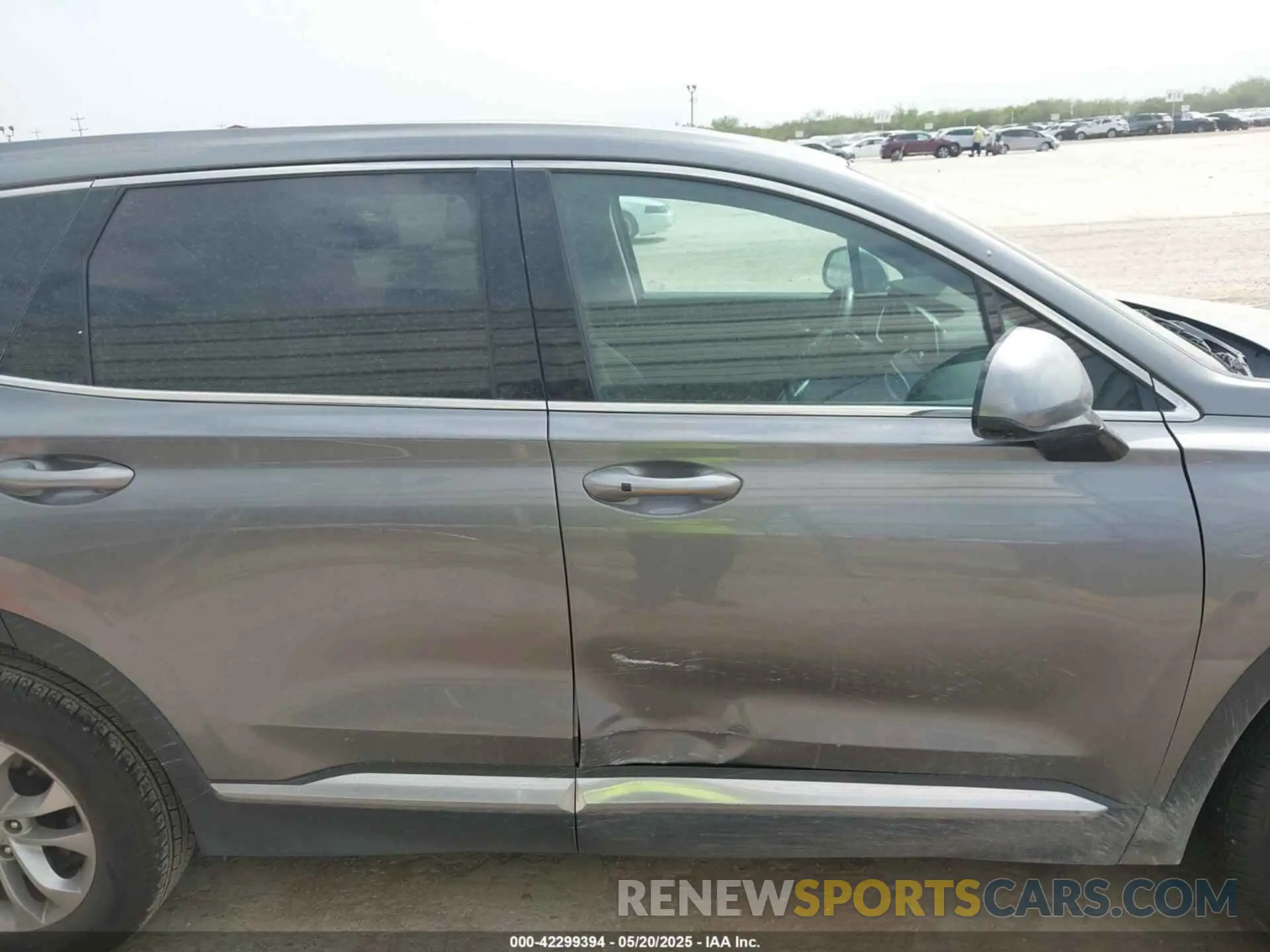 14 Photograph of a damaged car 5NMS33AD6KH067885 HYUNDAI SANTA FE 2019