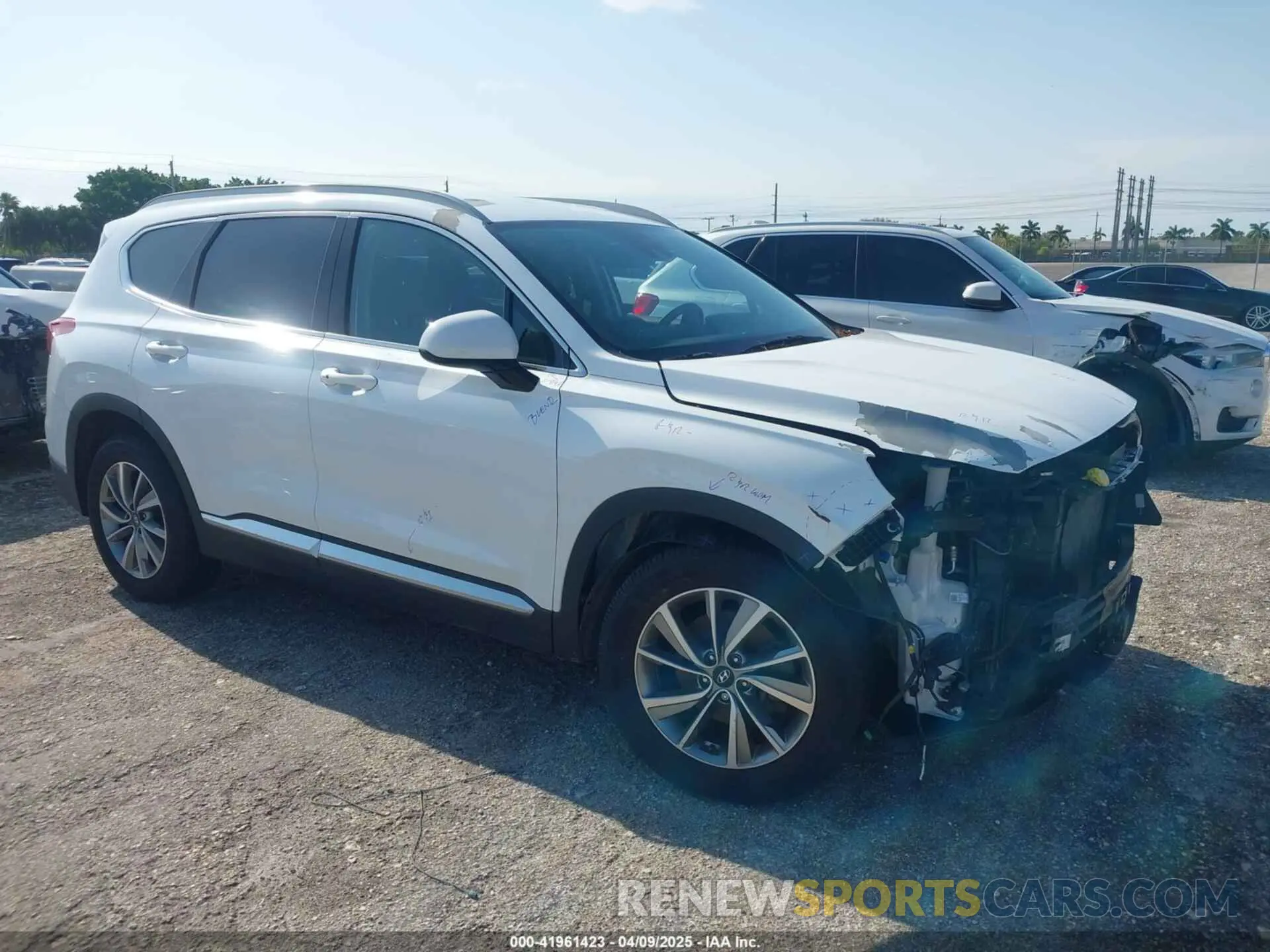 1 Photograph of a damaged car 5NMS33AD6KH081690 HYUNDAI SANTA FE 2019