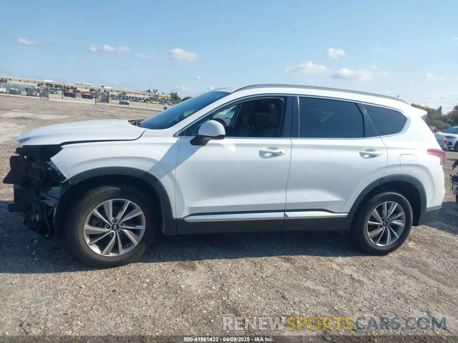 15 Photograph of a damaged car 5NMS33AD6KH081690 HYUNDAI SANTA FE 2019