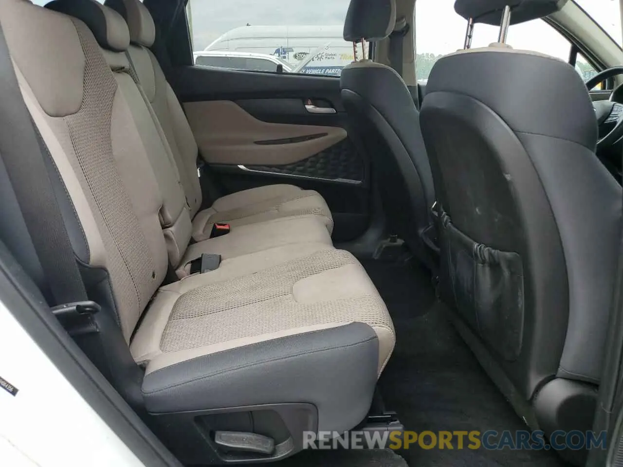 11 Photograph of a damaged car 5NMS33AD8KH064356 HYUNDAI SANTA FE 2019