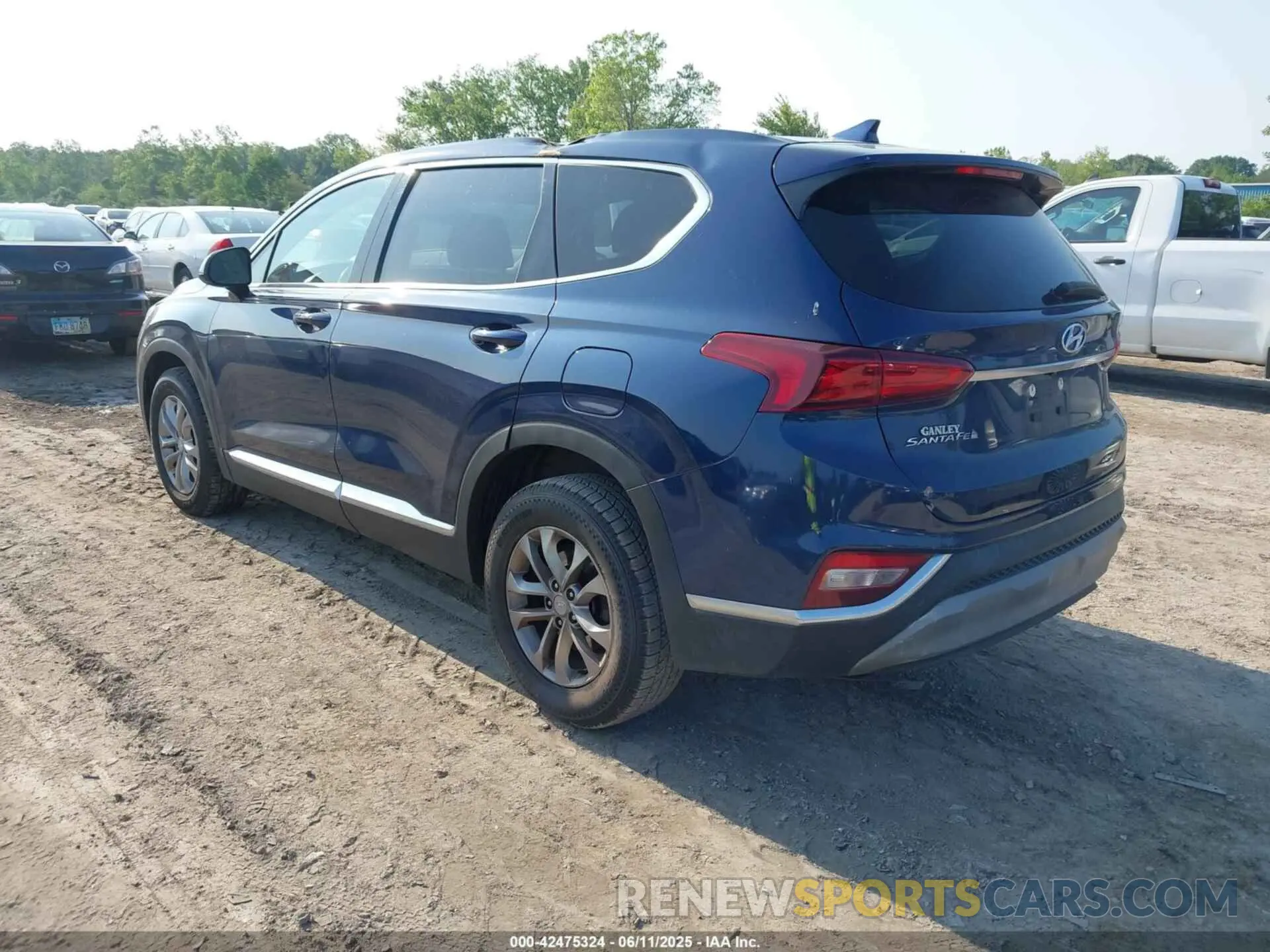 3 Photograph of a damaged car 5NMS33ADXKH031567 HYUNDAI SANTA FE 2019