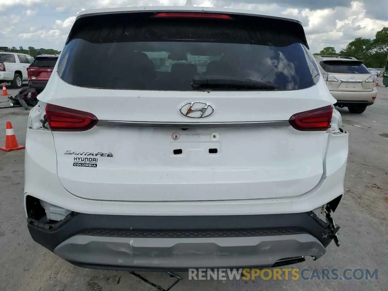 6 Photograph of a damaged car 5NMS33ADXKH048739 HYUNDAI SANTA FE 2019