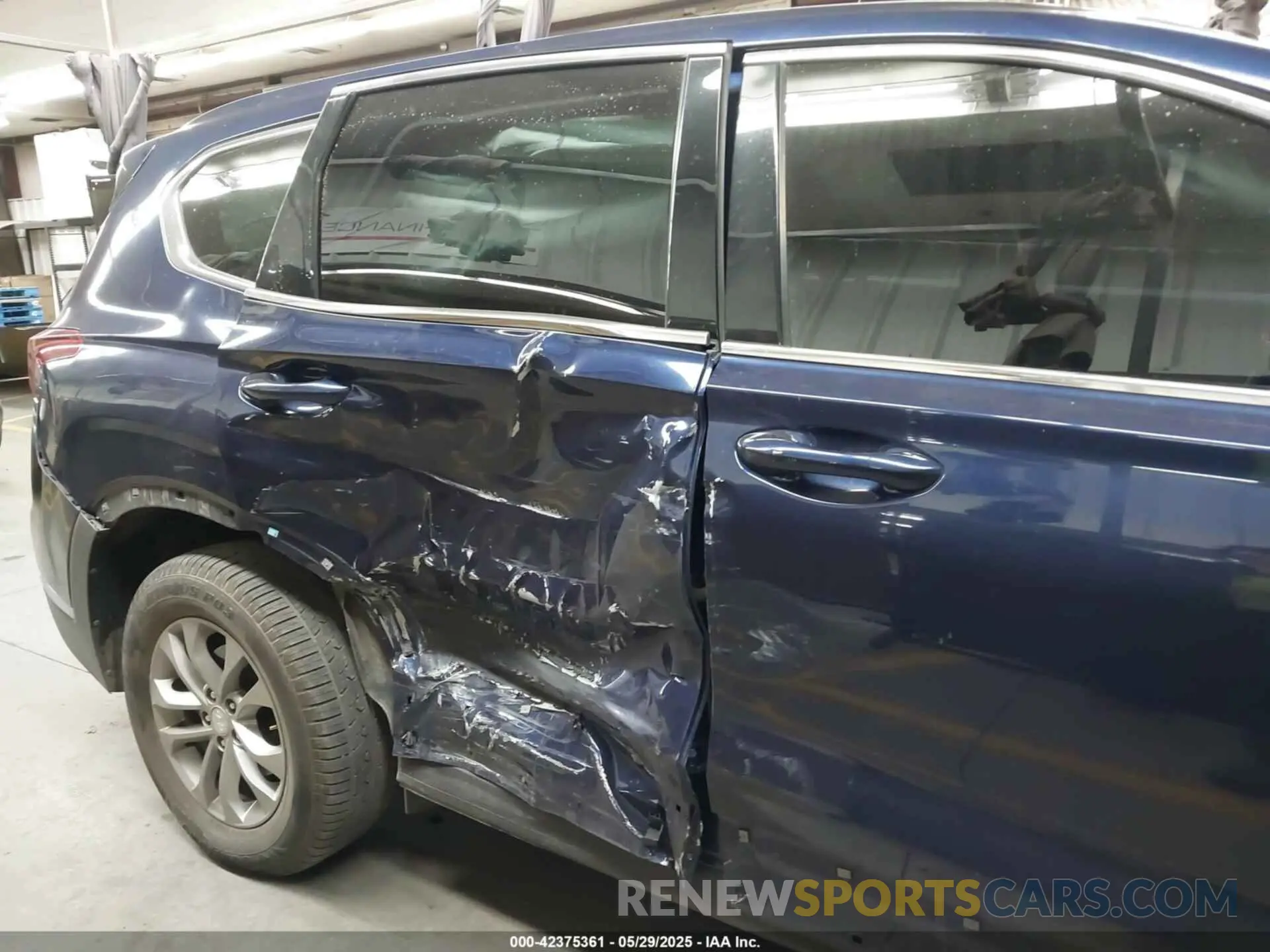 6 Photograph of a damaged car 5NMS33ADXKH088206 HYUNDAI SANTA FE 2019