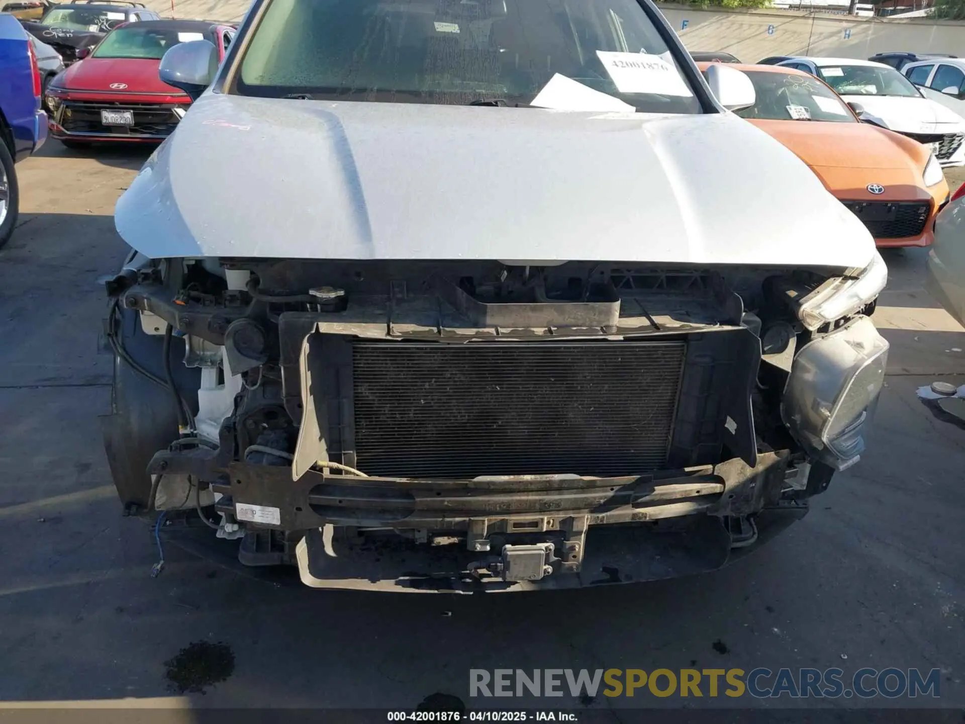 13 Photograph of a damaged car 5NMS3CAD0KH009349 HYUNDAI SANTA FE 2019