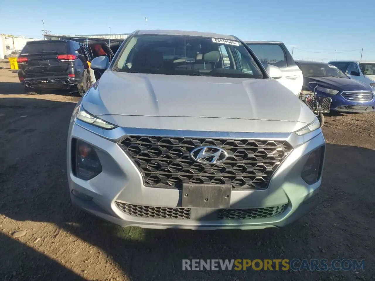 5 Photograph of a damaged car 5NMS3CAD0KH053609 HYUNDAI SANTA FE 2019