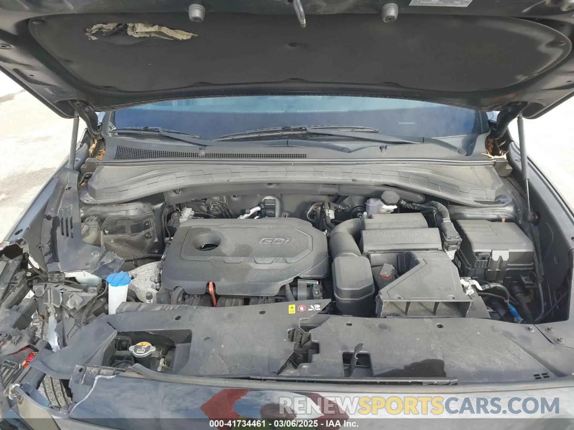 10 Photograph of a damaged car 5NMS3CAD0KH105045 HYUNDAI SANTA FE 2019