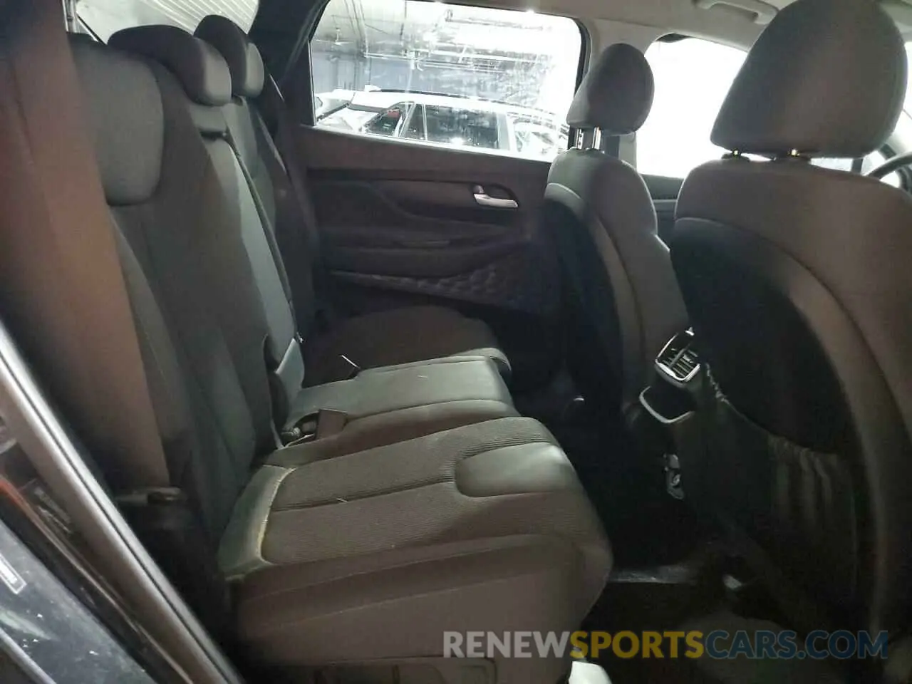 11 Photograph of a damaged car 5NMS3CAD3KH008163 HYUNDAI SANTA FE 2019