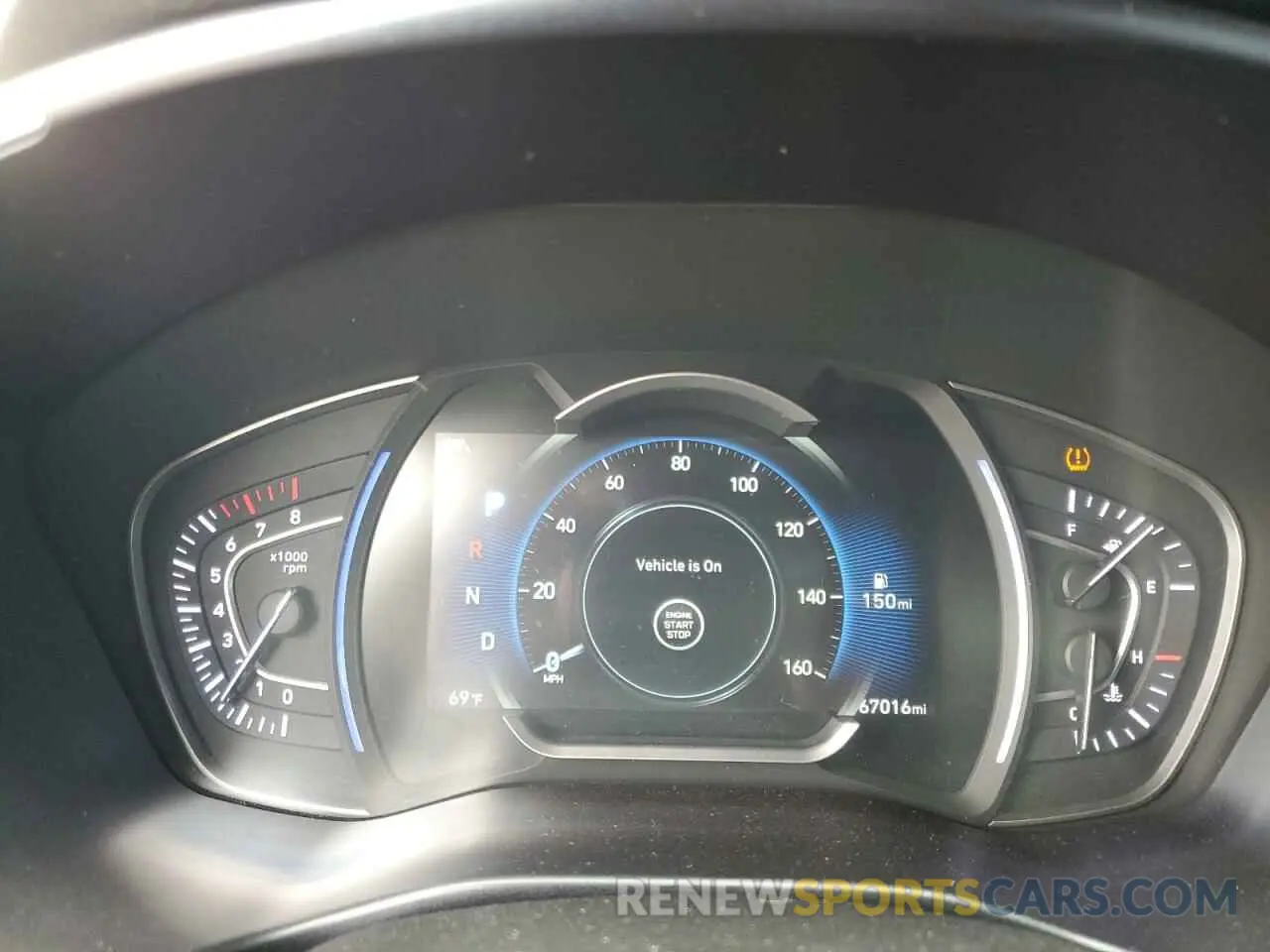 9 Photograph of a damaged car 5NMS3CAD3KH068248 HYUNDAI SANTA FE 2019