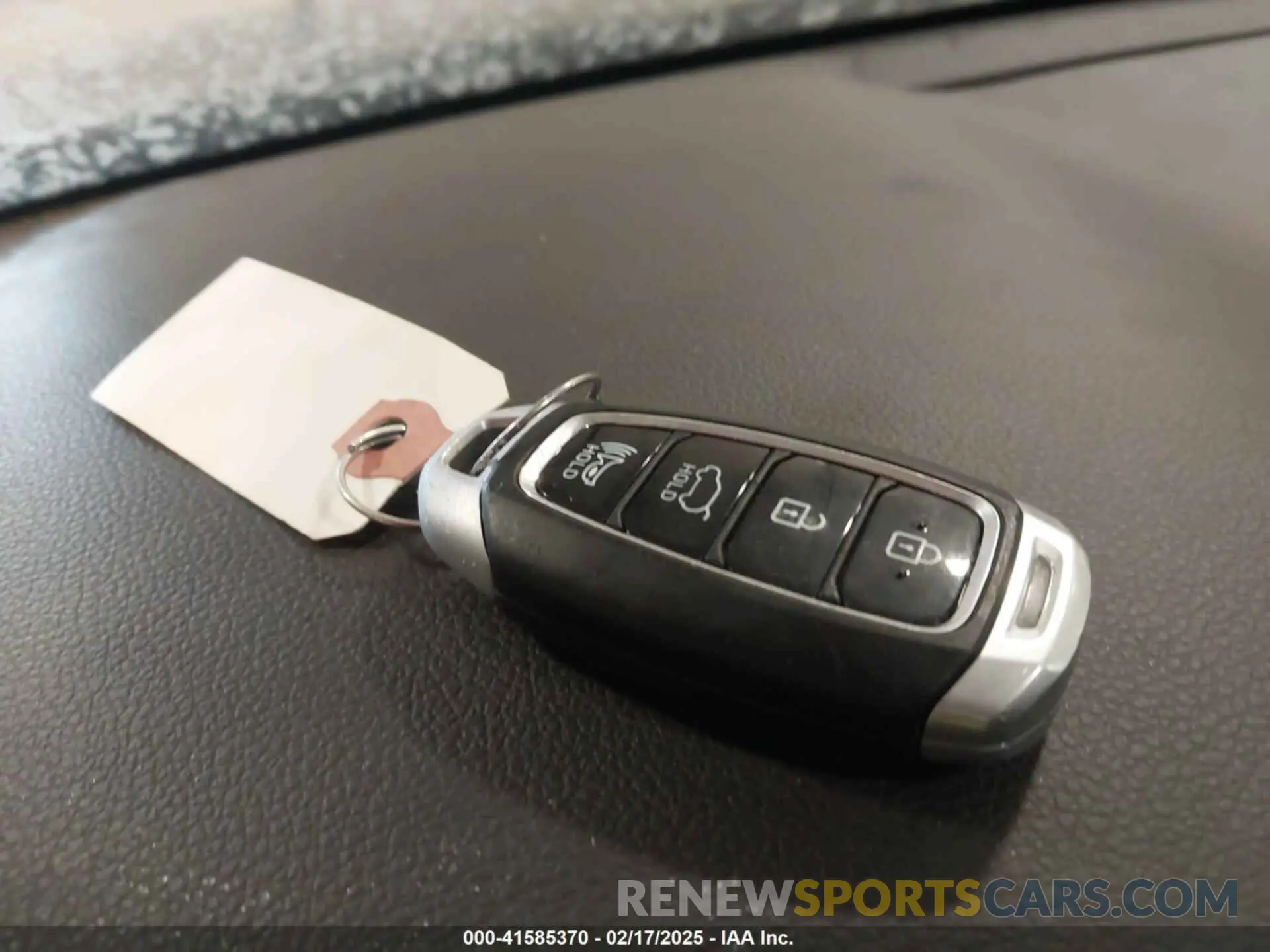 11 Photograph of a damaged car 5NMS3CAD4KH124987 HYUNDAI SANTA FE 2019