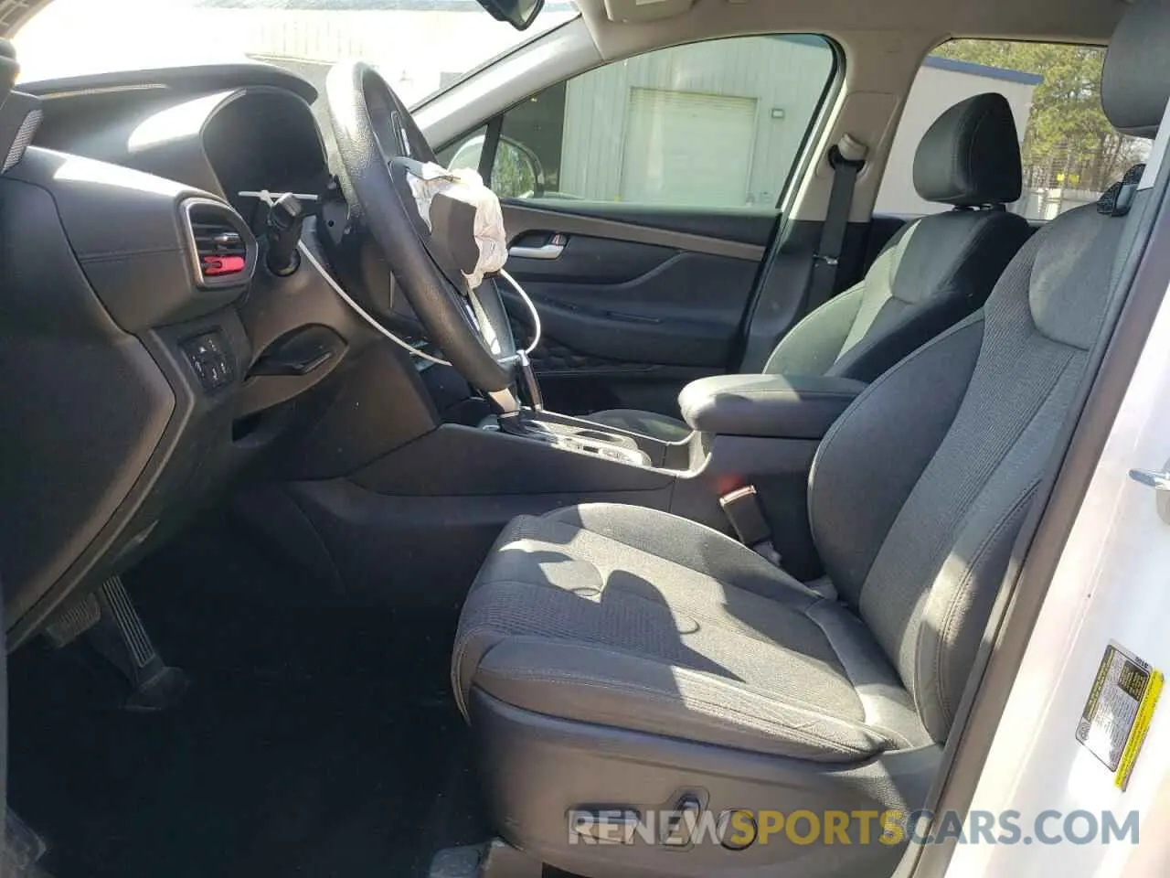 7 Photograph of a damaged car 5NMS3CAD5KH001232 HYUNDAI SANTA FE 2019