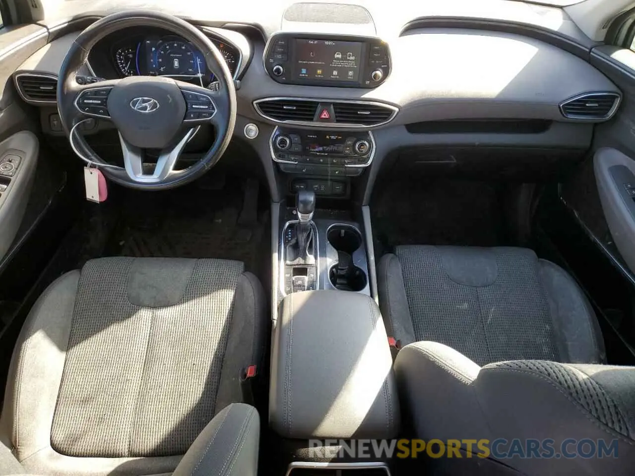 8 Photograph of a damaged car 5NMS3CAD5KH029435 HYUNDAI SANTA FE 2019