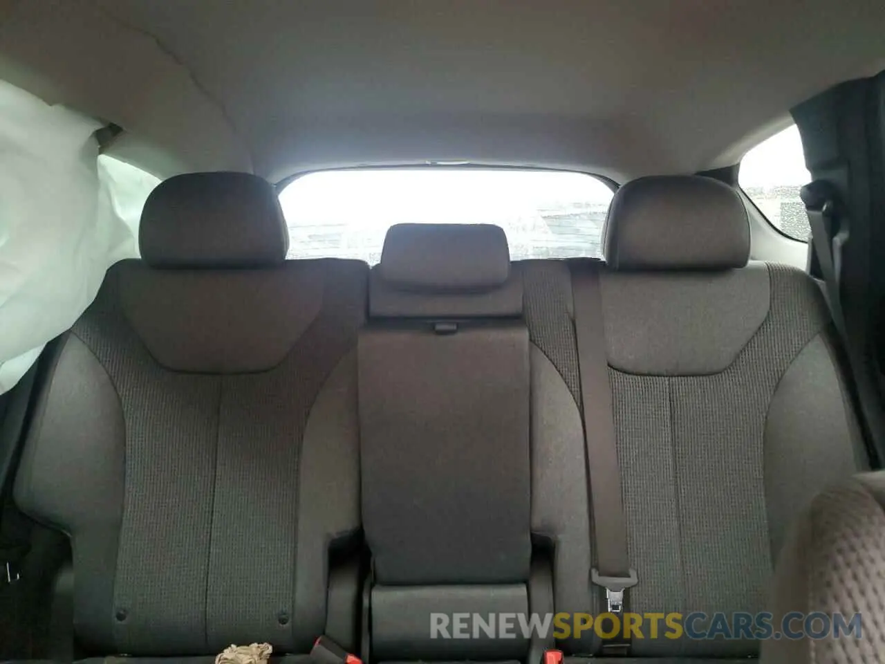10 Photograph of a damaged car 5NMS3CAD6KH093466 HYUNDAI SANTA FE 2019
