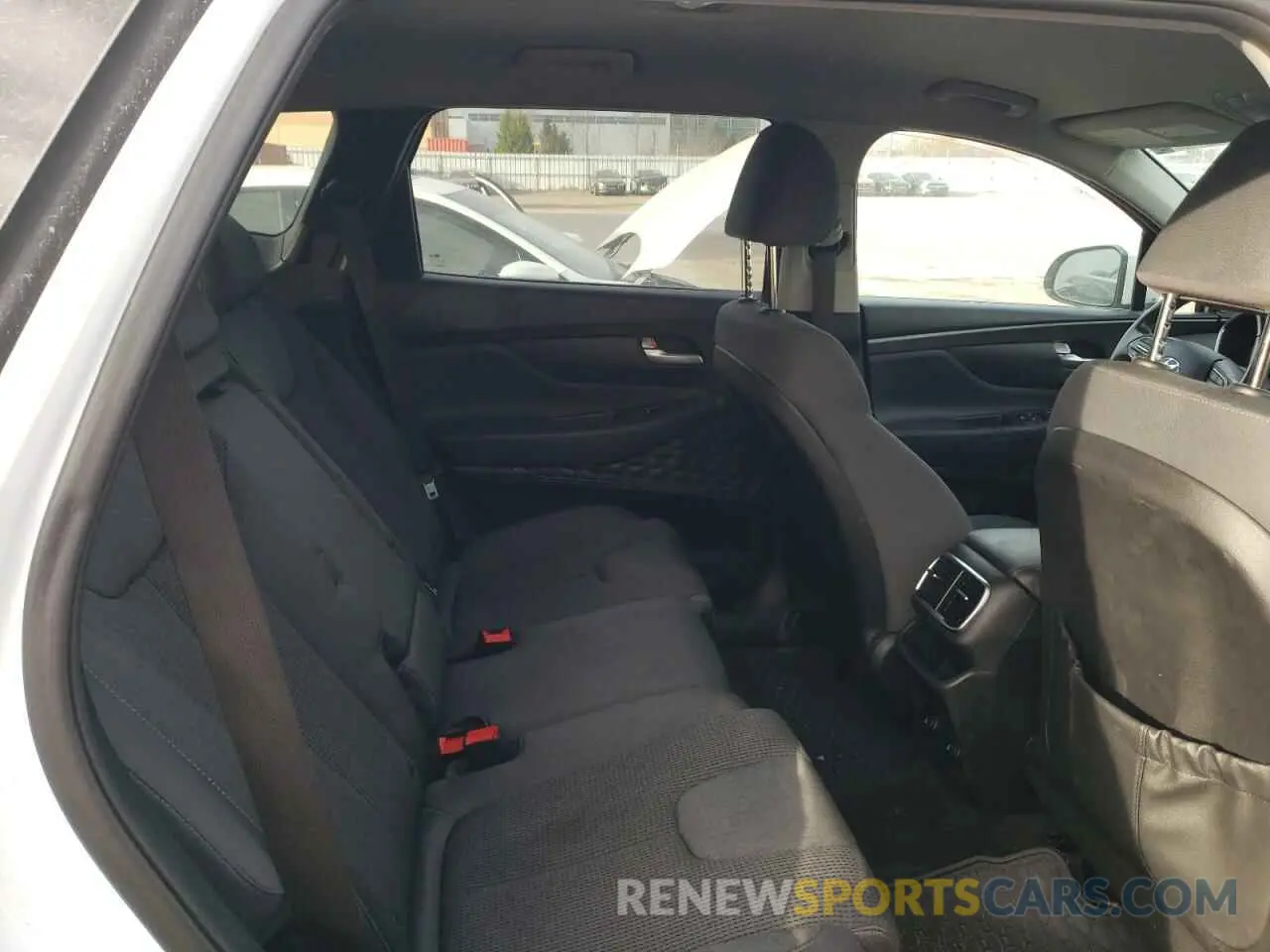 11 Photograph of a damaged car 5NMS3CAD8KH005047 HYUNDAI SANTA FE 2019