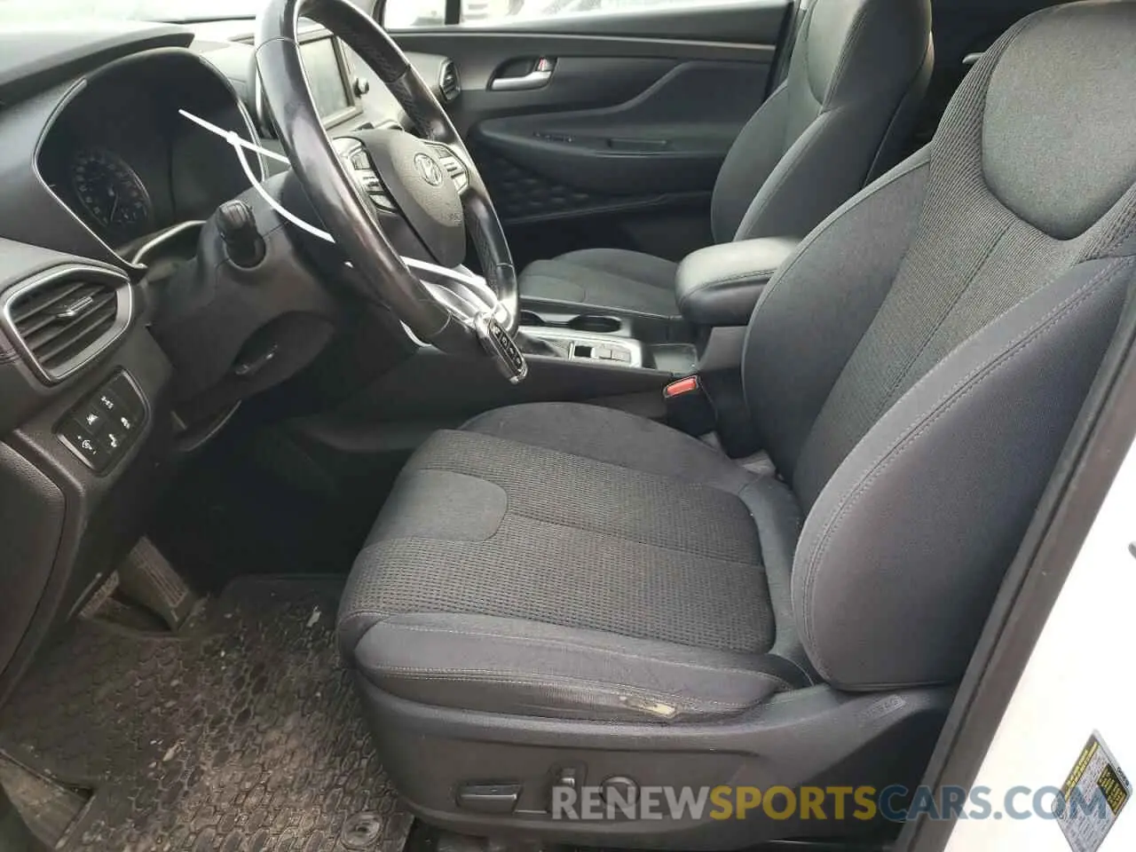 7 Photograph of a damaged car 5NMS3CAD8KH005047 HYUNDAI SANTA FE 2019