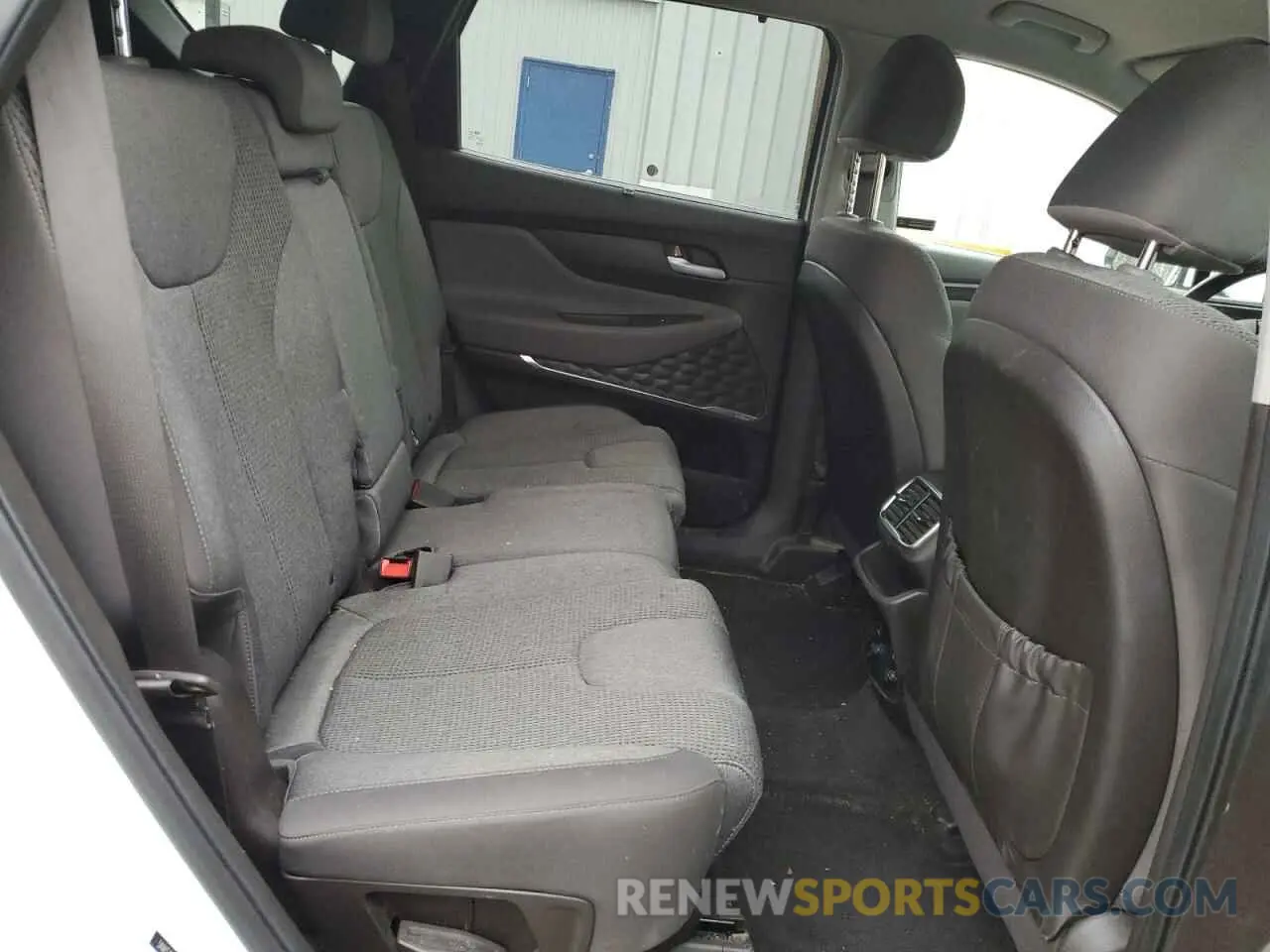 11 Photograph of a damaged car 5NMS3CAD9KH015604 HYUNDAI SANTA FE 2019