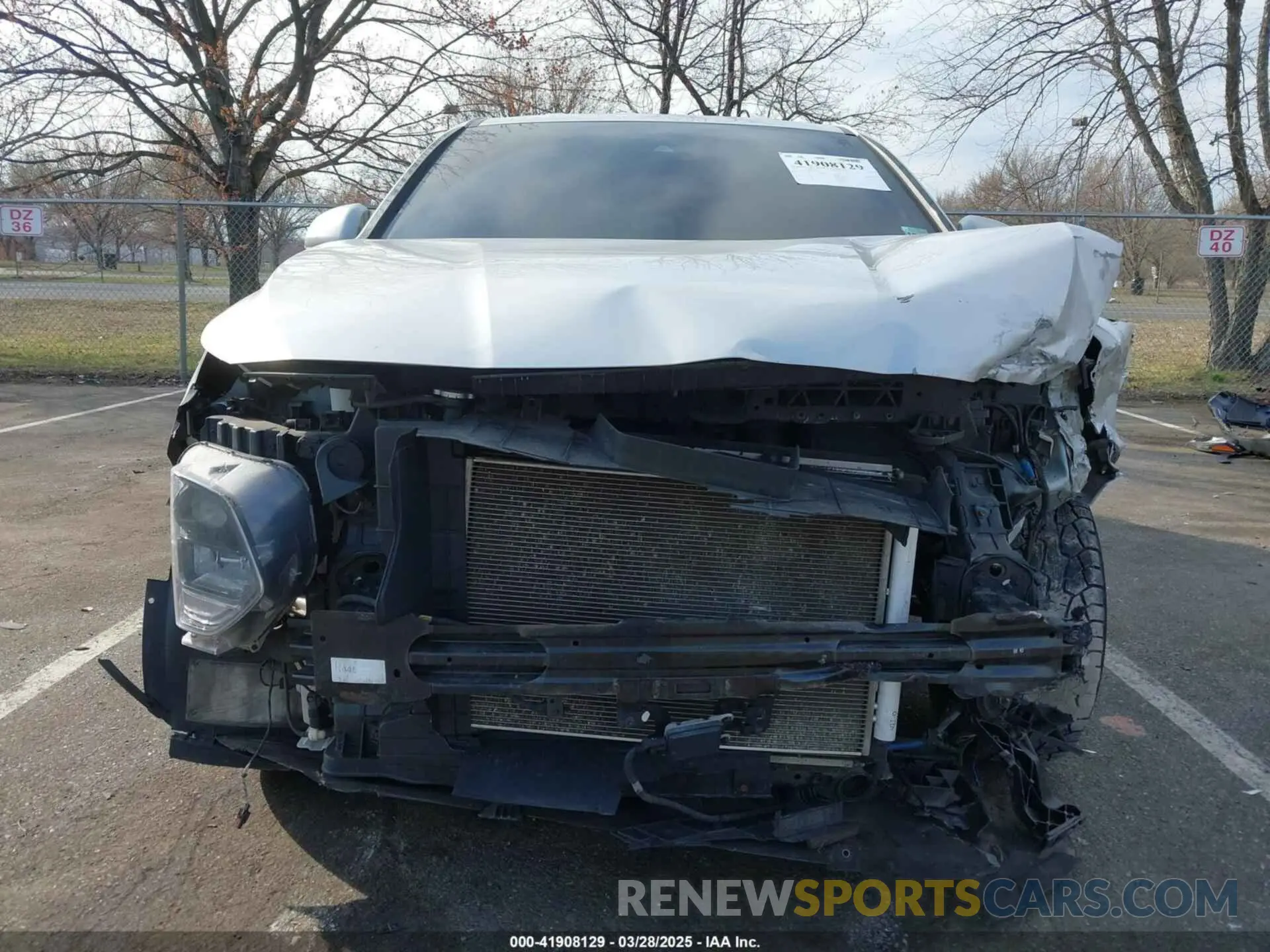 11 Photograph of a damaged car 5NMS3CAD9KH064284 HYUNDAI SANTA FE 2019
