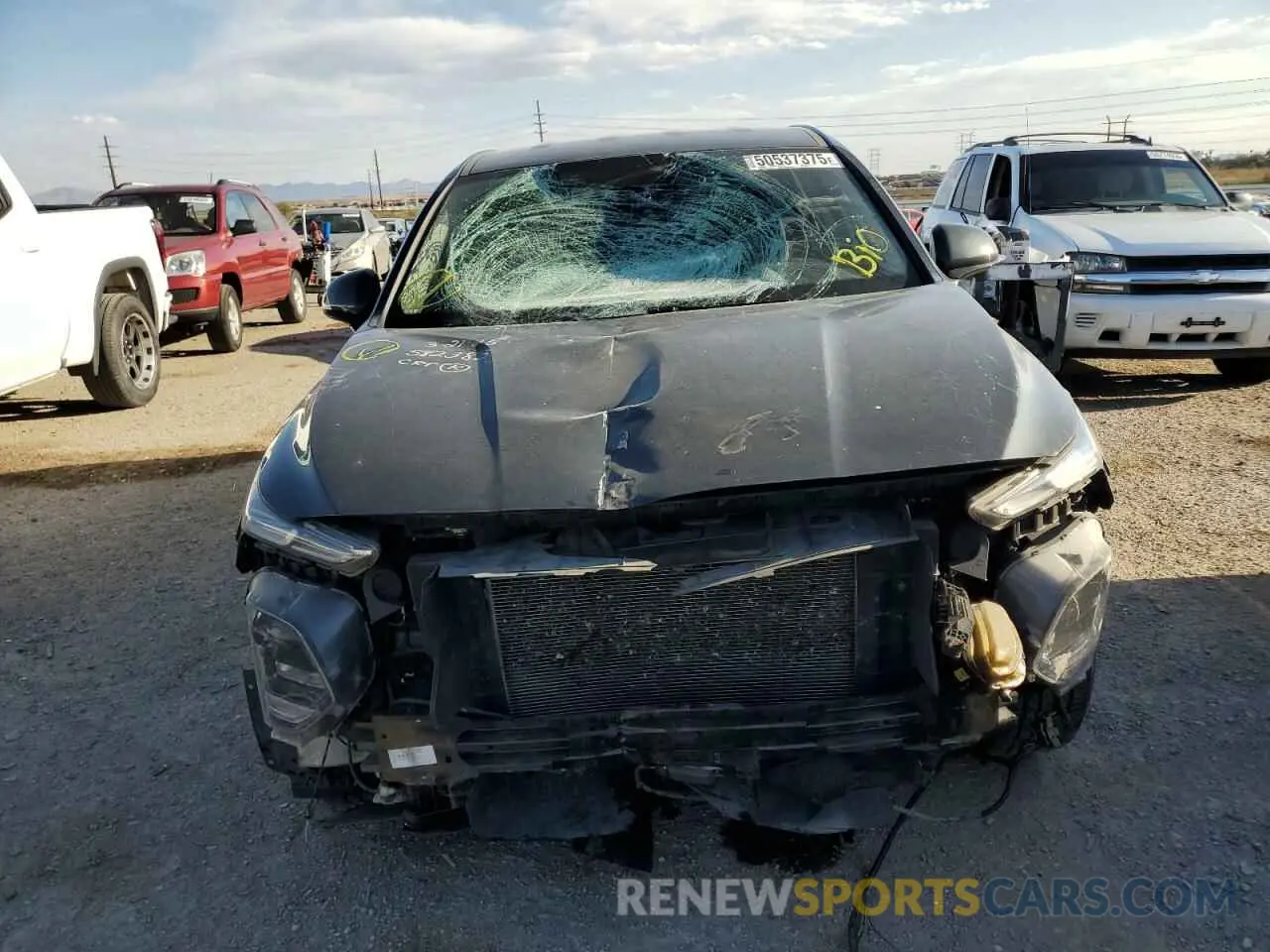 5 Photograph of a damaged car 5NMS3CAD9KH066567 HYUNDAI SANTA FE 2019