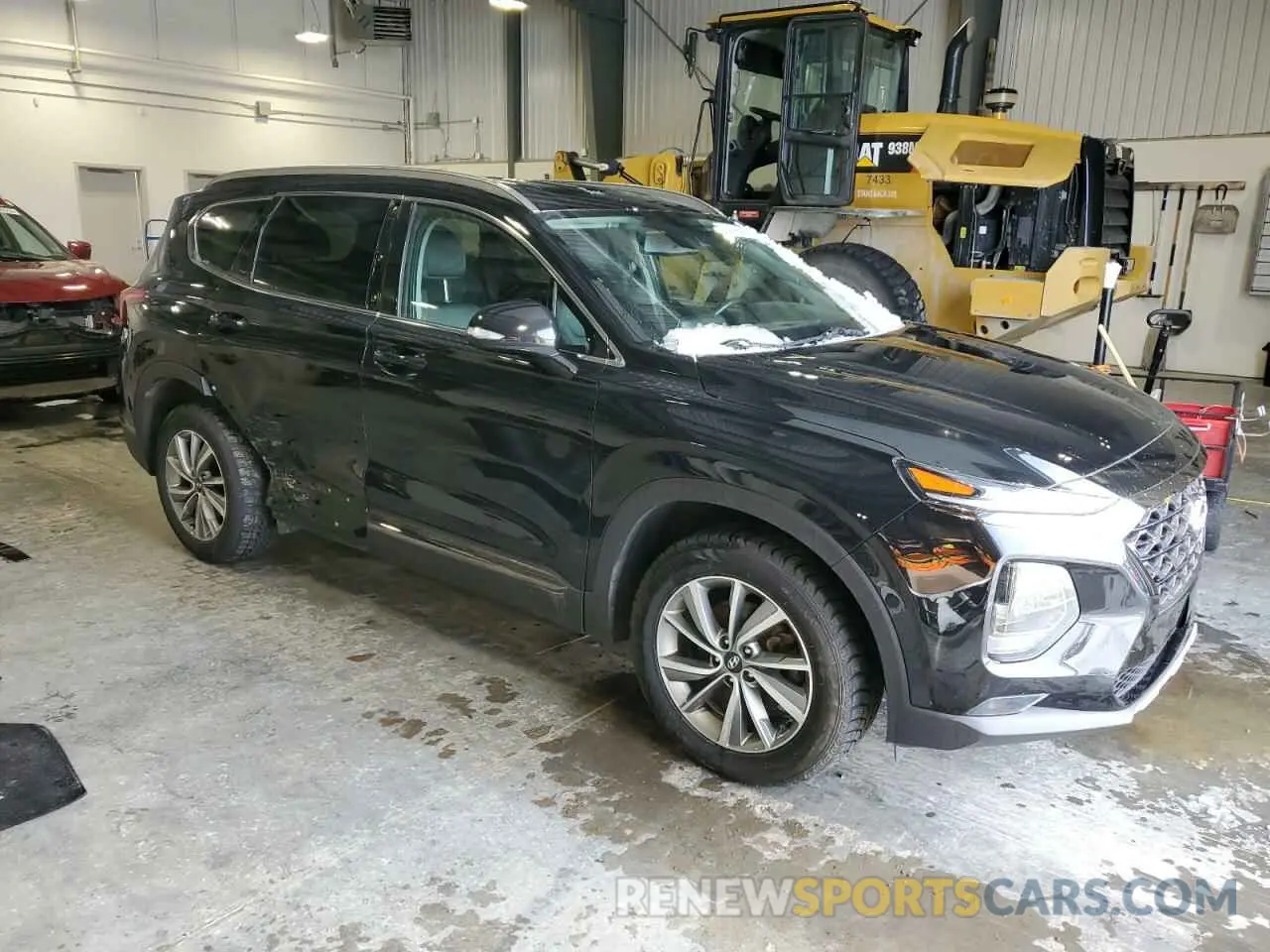 4 Photograph of a damaged car 5NMS3CAD9KH122572 HYUNDAI SANTA FE 2019